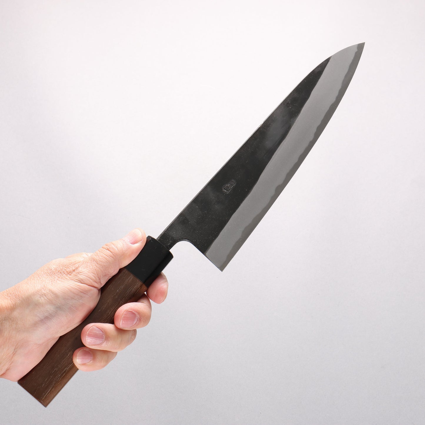 山本 直 安来青紙鋼 黒打 牛刀包丁 210mm ウォルナット柄 - 清助刃物