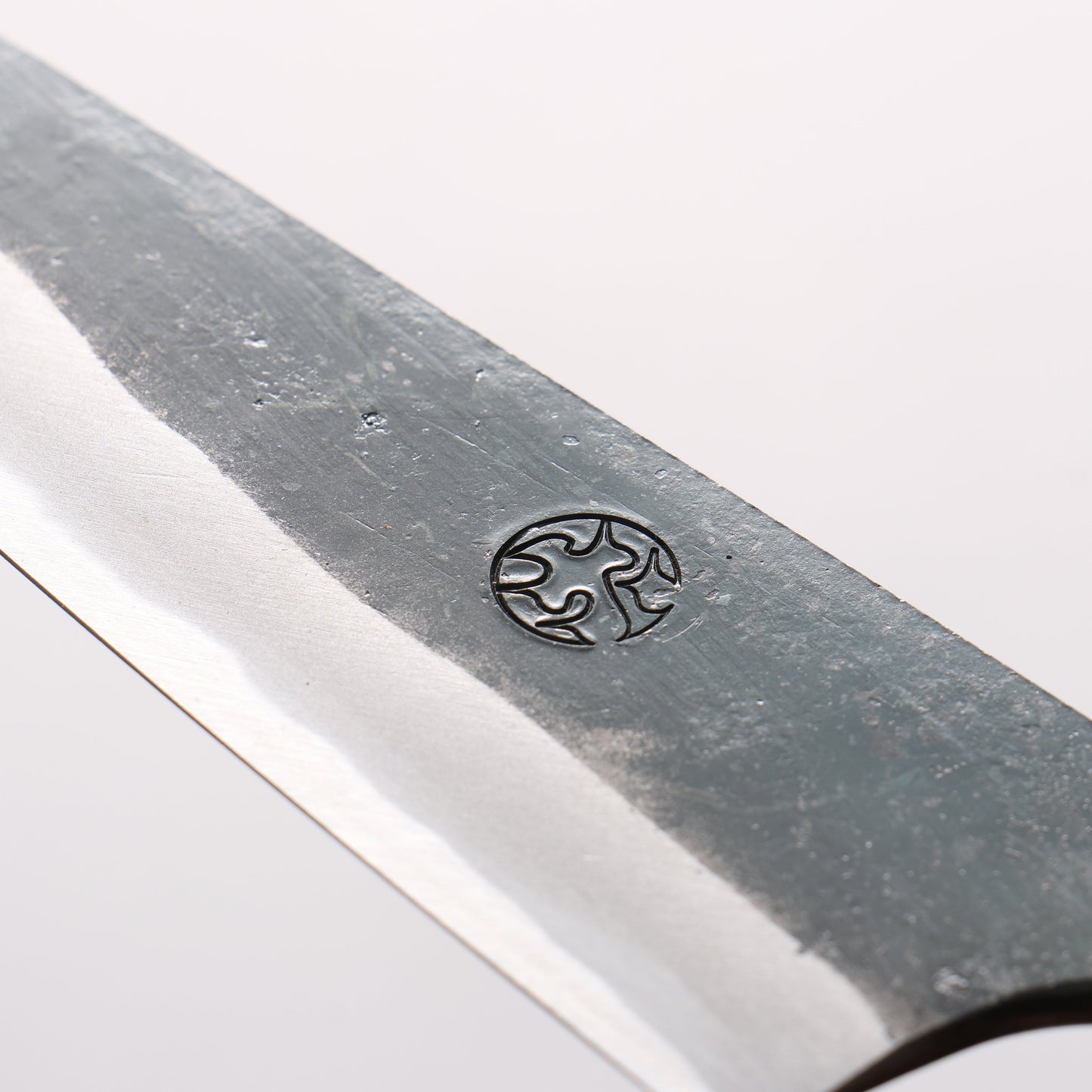 西田大祐 小春 白一鋼 黒仕上げ ペティーナイフ 130mm ウォルナット柄