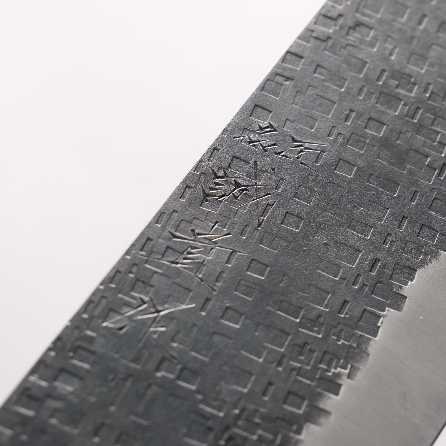 田中 誠貴 鉄火 青ニ鋼 黒打 鎚目(角) 菜切包丁 180mm ウォルナット柄