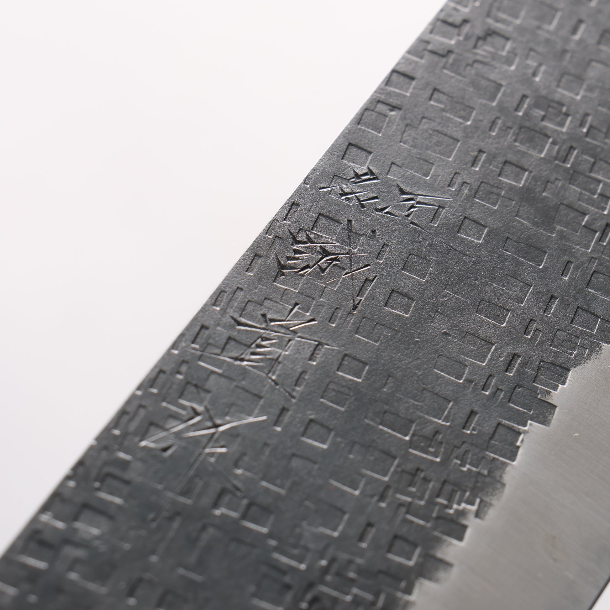 田中 誠貴 鉄火 青ニ鋼 黒打 鎚目(角) 菜切包丁 180mm ウォルナット柄