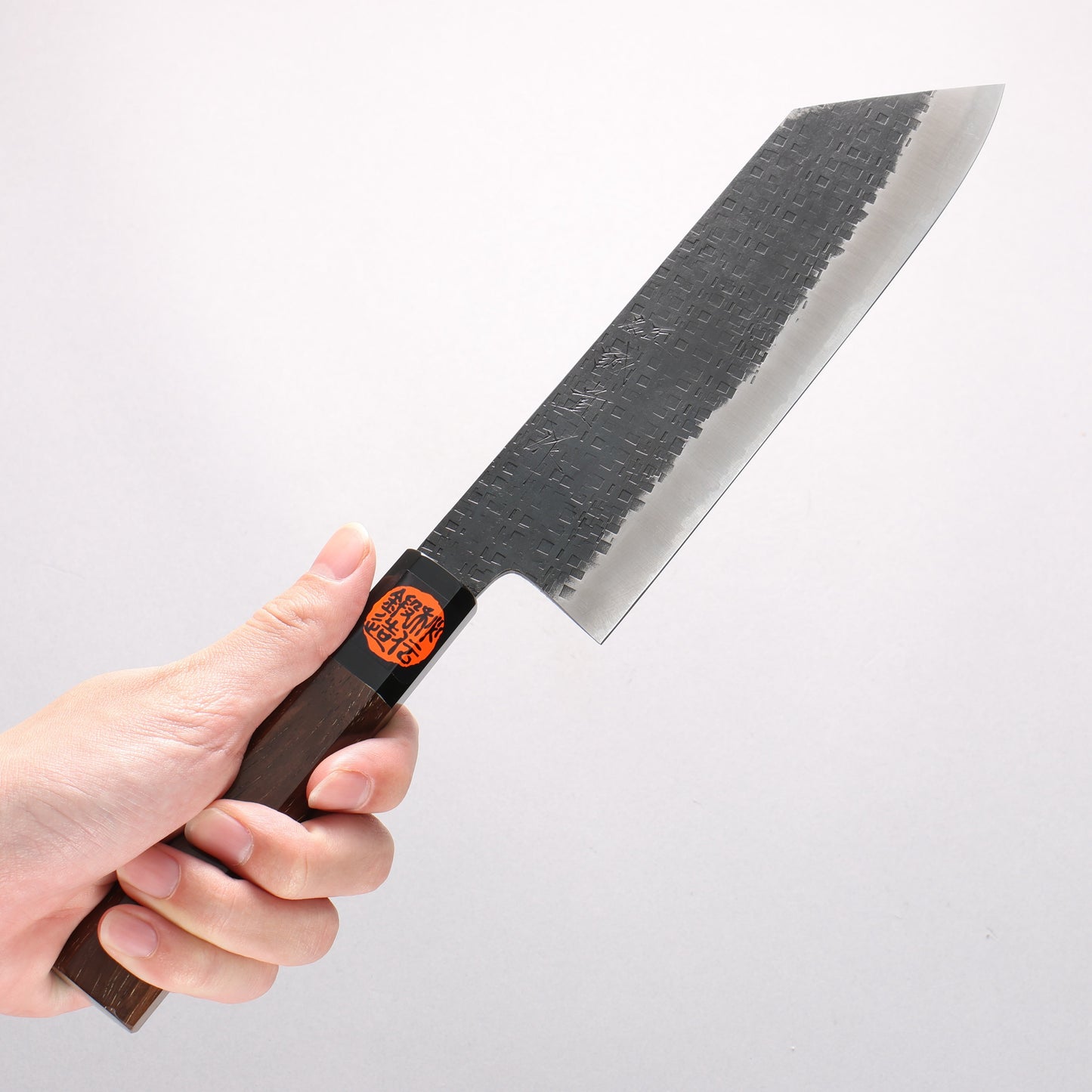 田中 誠貴 鉄火 青ニ鋼 黒打 鎚目(角) 菜切包丁 180mm ウォルナット柄