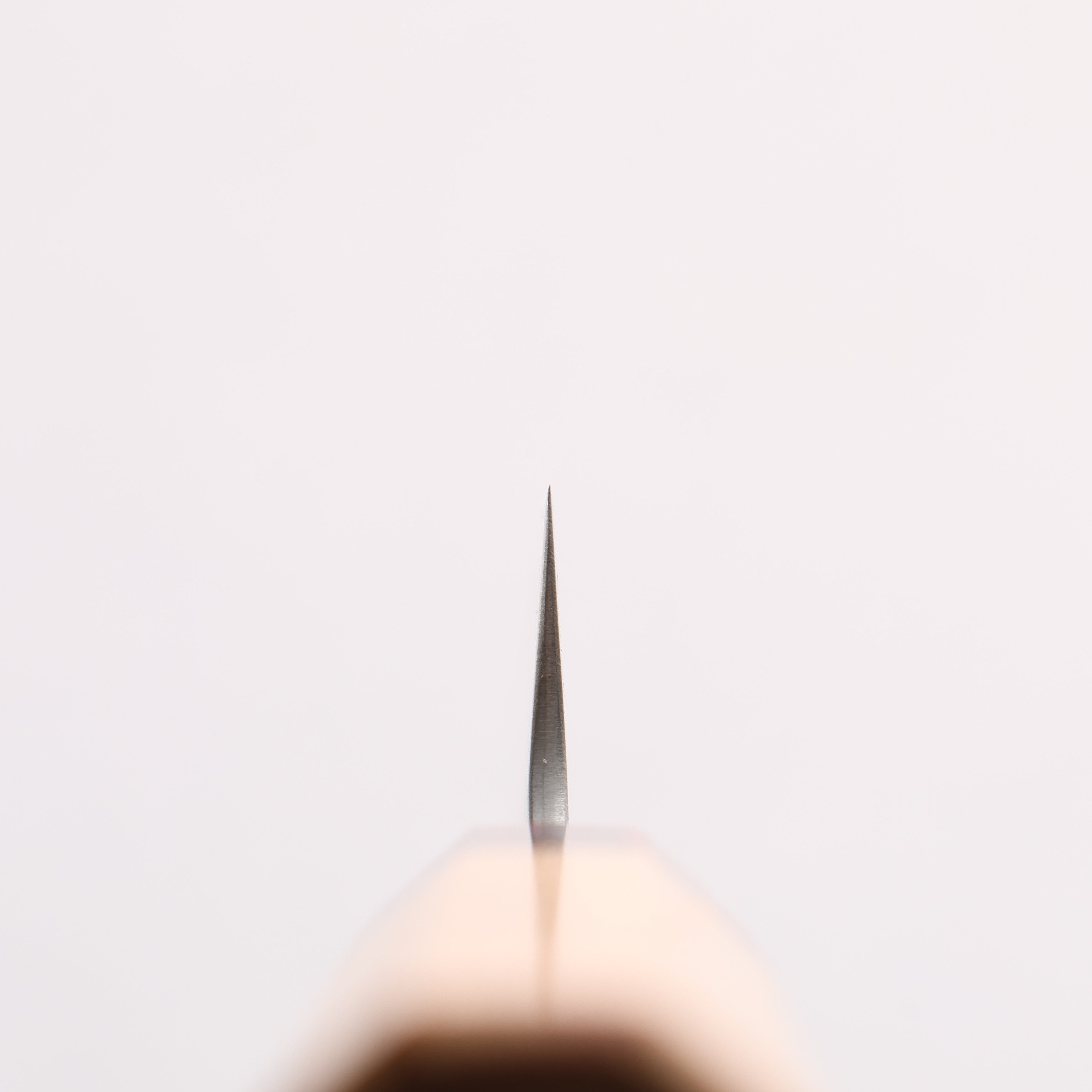 翁流 白ニ鋼 鎚目 筋引包丁 240mm ケヤキ柄 - 清助刃物