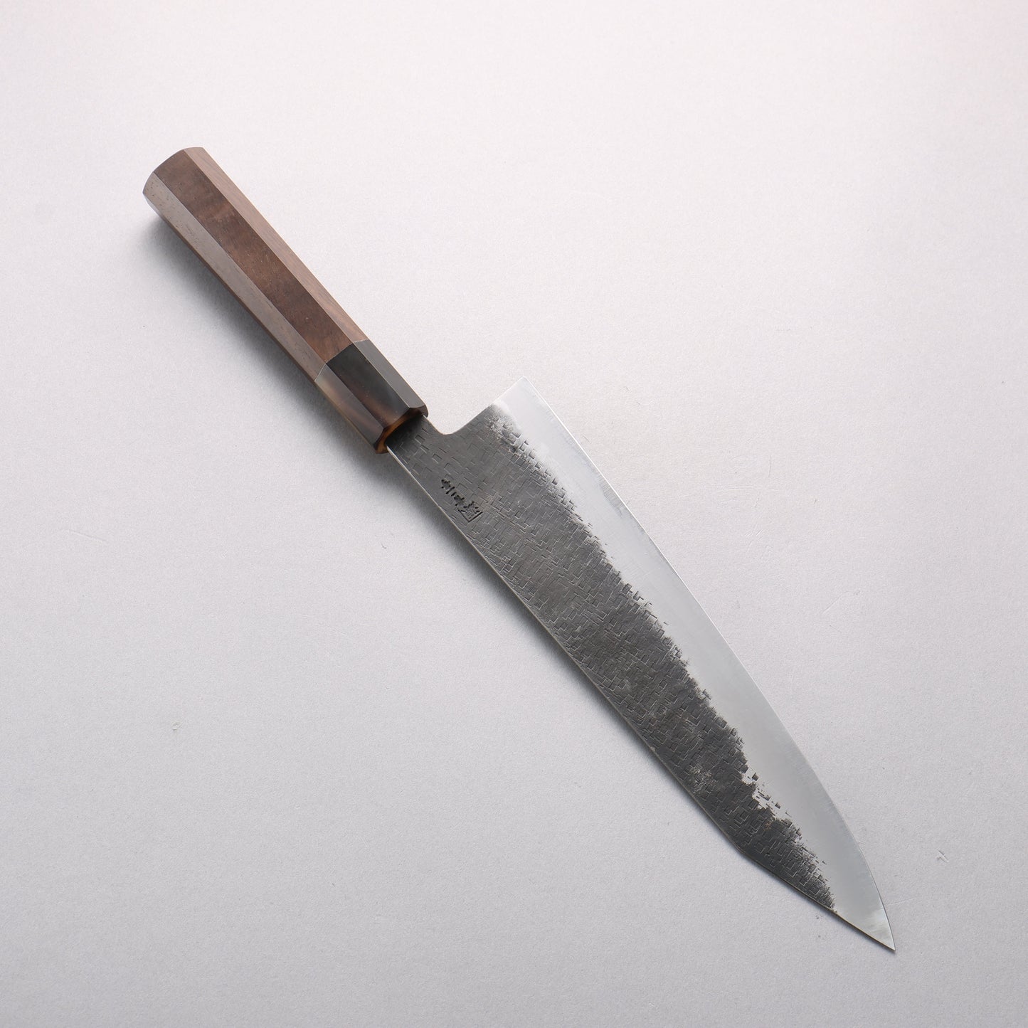 田中 誠貴 鉄火 青ニ鋼 黒打 鎚目(角) 切付牛刀包丁 240mm ウォルナット柄 - 清助刃物
