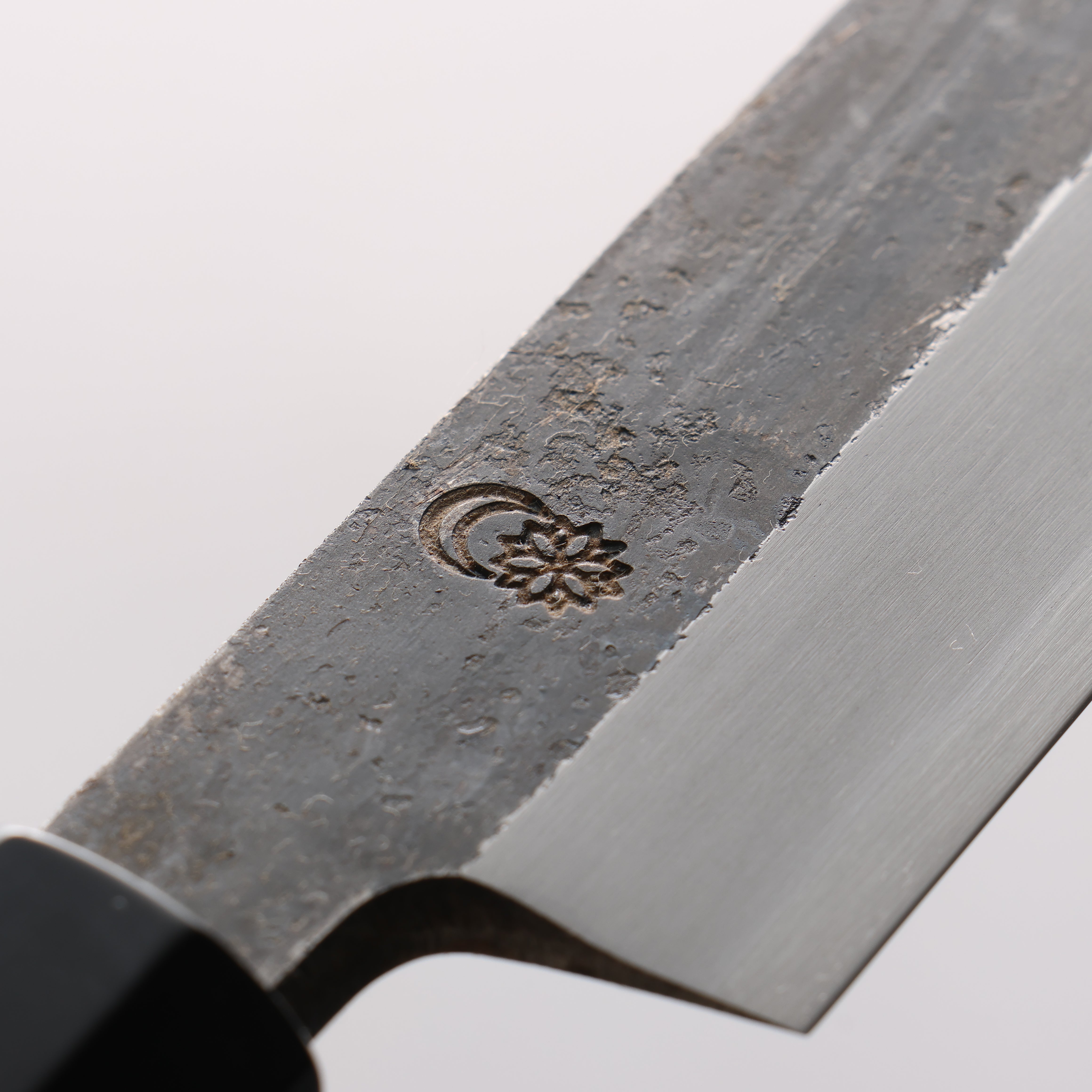 菊月 白ニ鋼 黒打 柳刃包丁 和包丁 300mm 朴柄 – 清助刃物 Japan