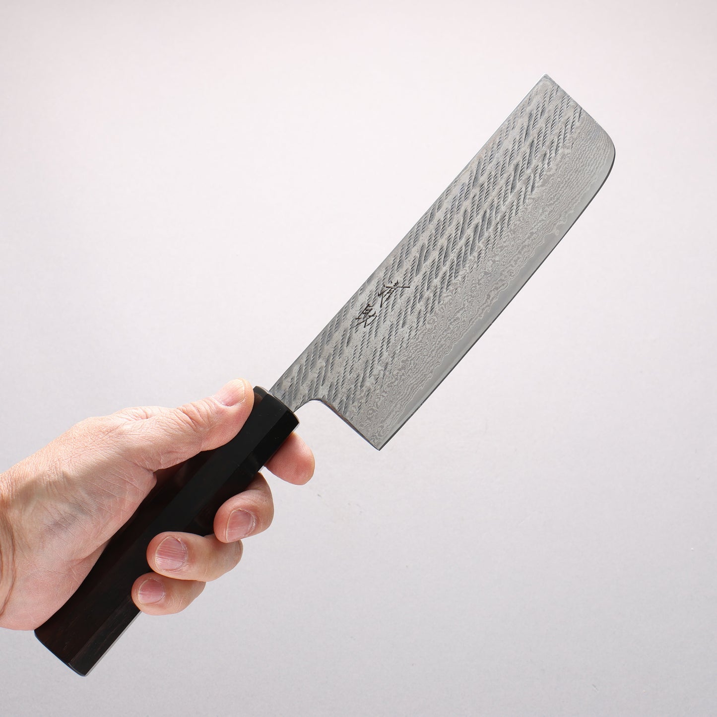 清助 銀三鋼 鎚目 ダマスカス 縄目 菜切包丁 165mm 黒檀 (口輪：黒水牛)柄 - 清助刃物