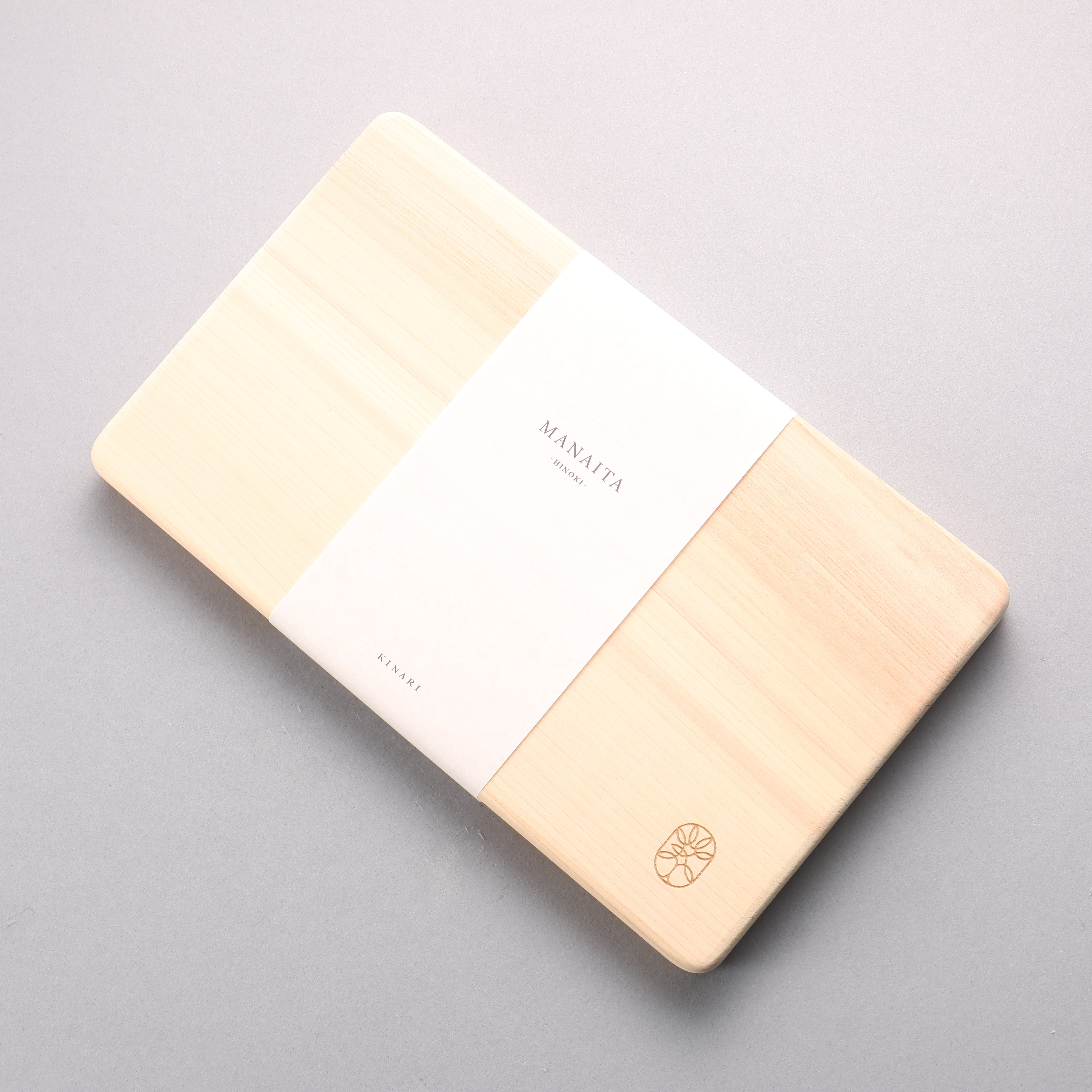 KINARI ヒノキ まな板 Mini (ミニ) 250 x 150 x 20mm – 清助刃物 Japan