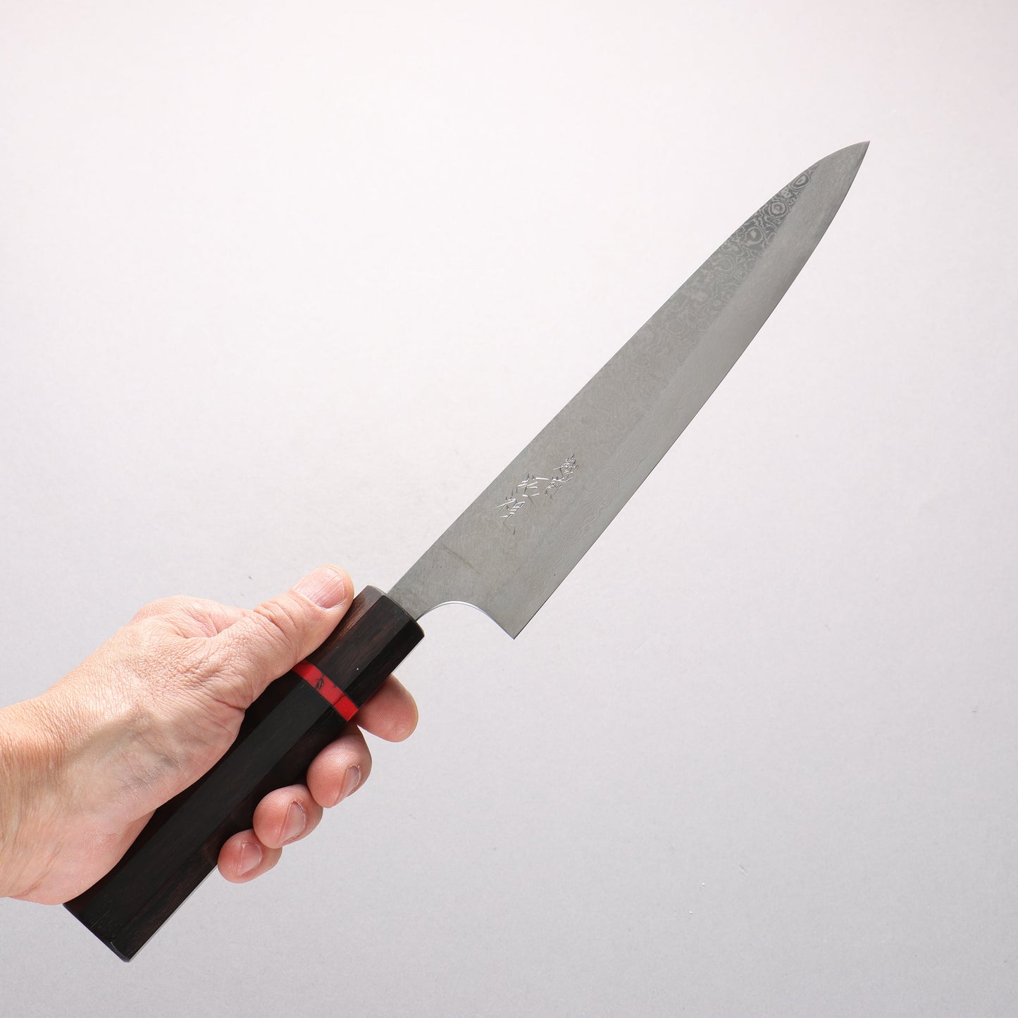 池田拓視 酔狂 V金10号 磨き仕上げ ダマスカス 筋引包丁 210mm 黒檀 (赤ターコイズリング付き）柄 - 清助刃物