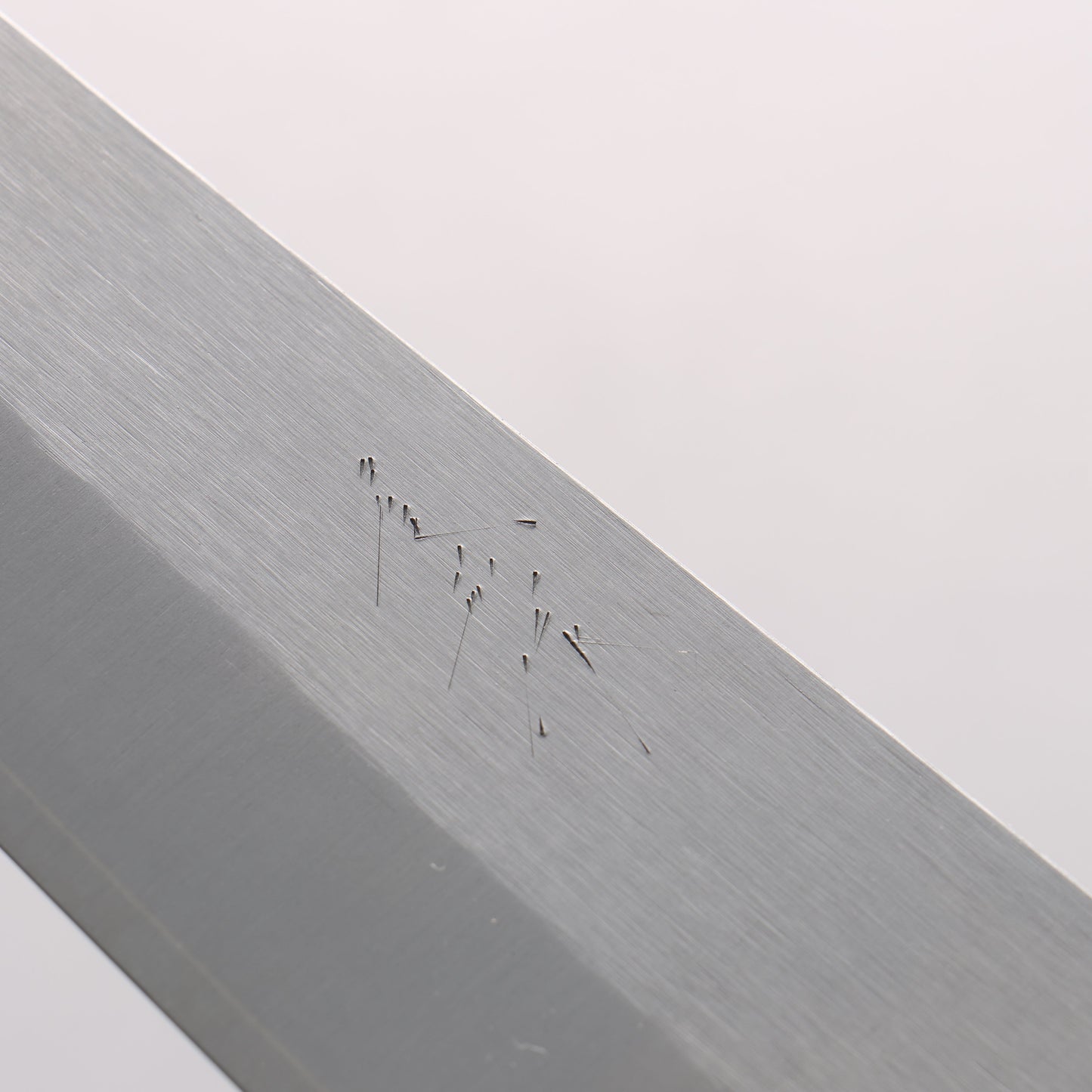 尾形 峻吾 SG2 縦目鎬横 牛刀包丁 210mm 紫檀柄 - 清助刃物
