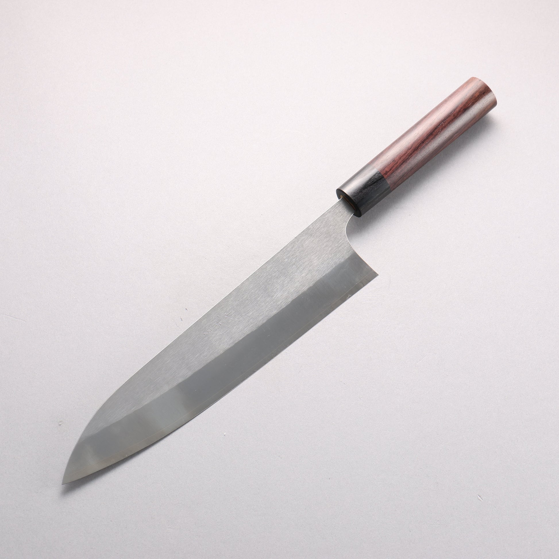 尾形 峻吾 SG2 縦目鎬横 牛刀包丁 240mm 紫檀柄 - 清助刃物
