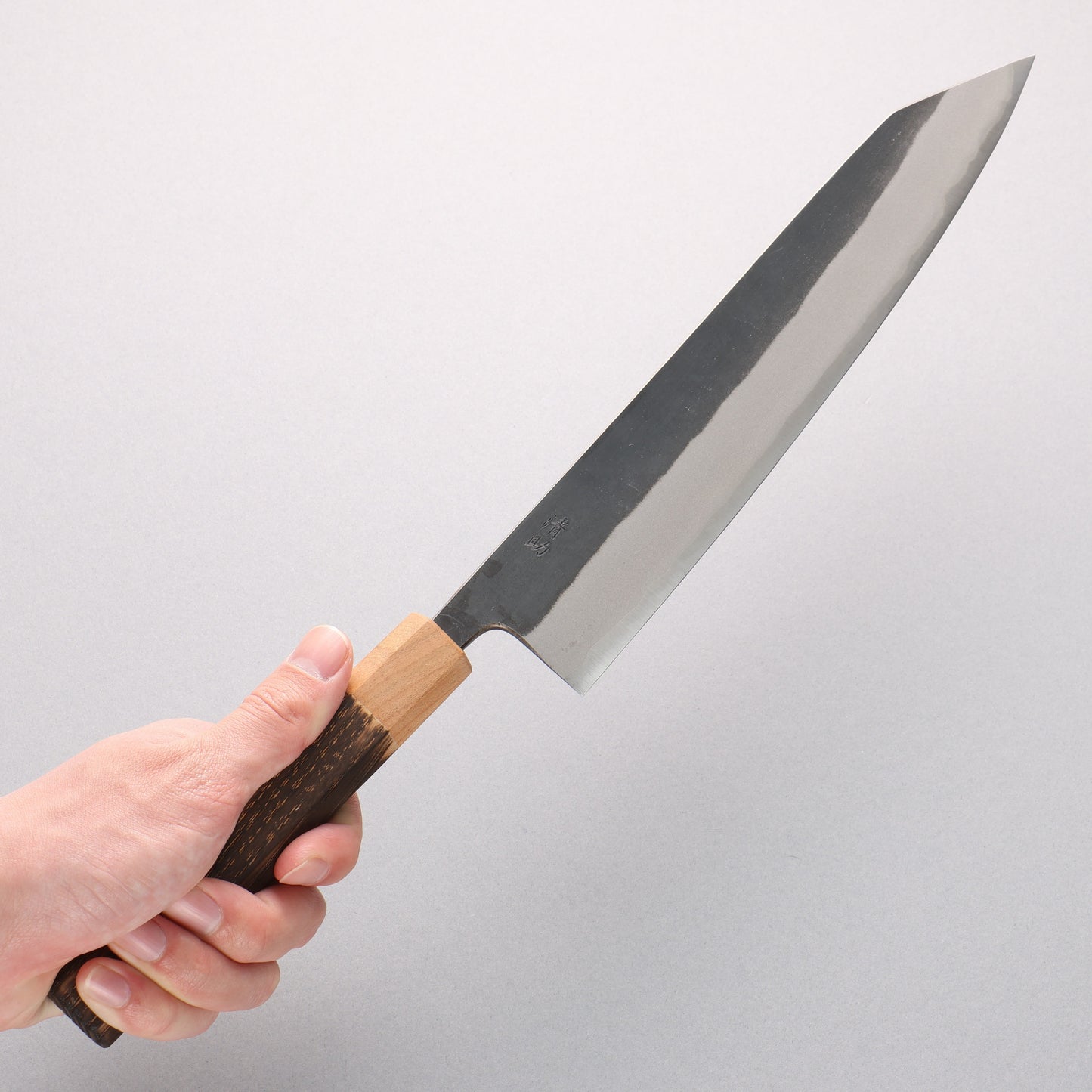 清助 青ニ鋼 黒仕上げ 切付牛刀包丁 240mm 焼栗 （口輪：サクラ）柄 - 清助刃物