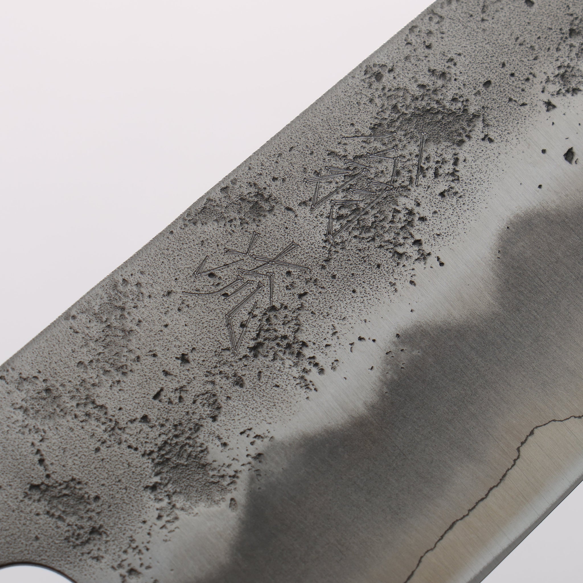 翁流 銀三鋼 梨地 牛刀包丁 210mm 樫柄 - 清助刃物