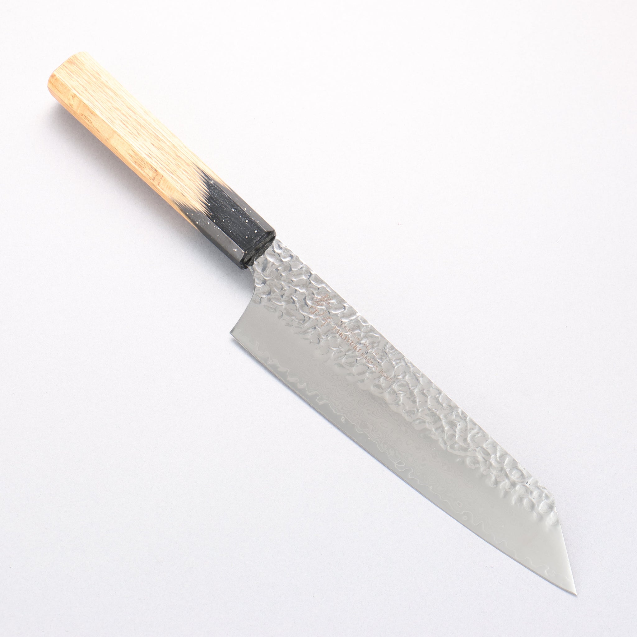 堺 孝行 V金10号 33層ダマスカス 剣型牛刀包丁 190mm 樫の木漆塗り(黒伸)柄 - 清助刃物