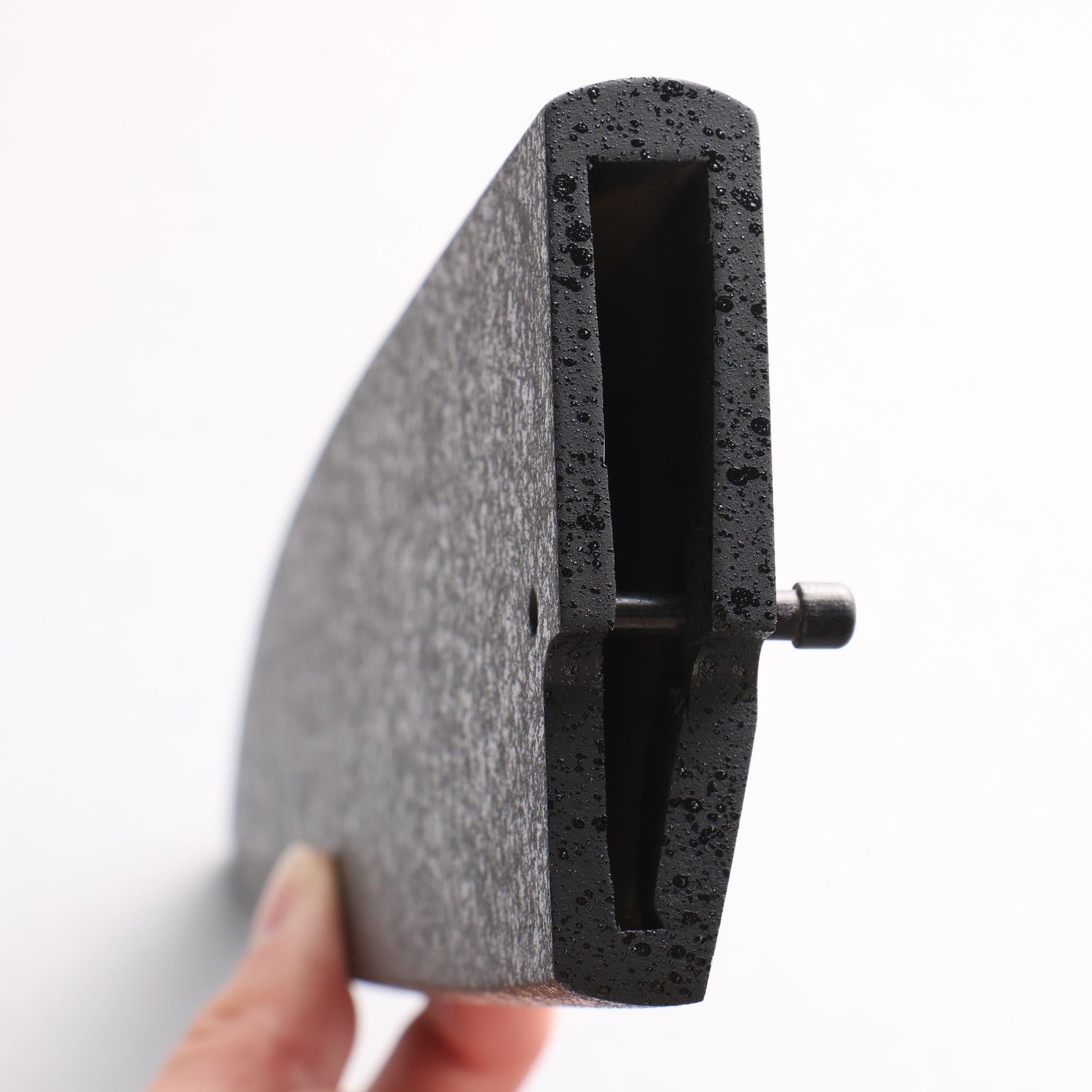 黒石目 朴 鞘 240mm 出刃包丁用 合板ピン付き 金子 - 清助刃物