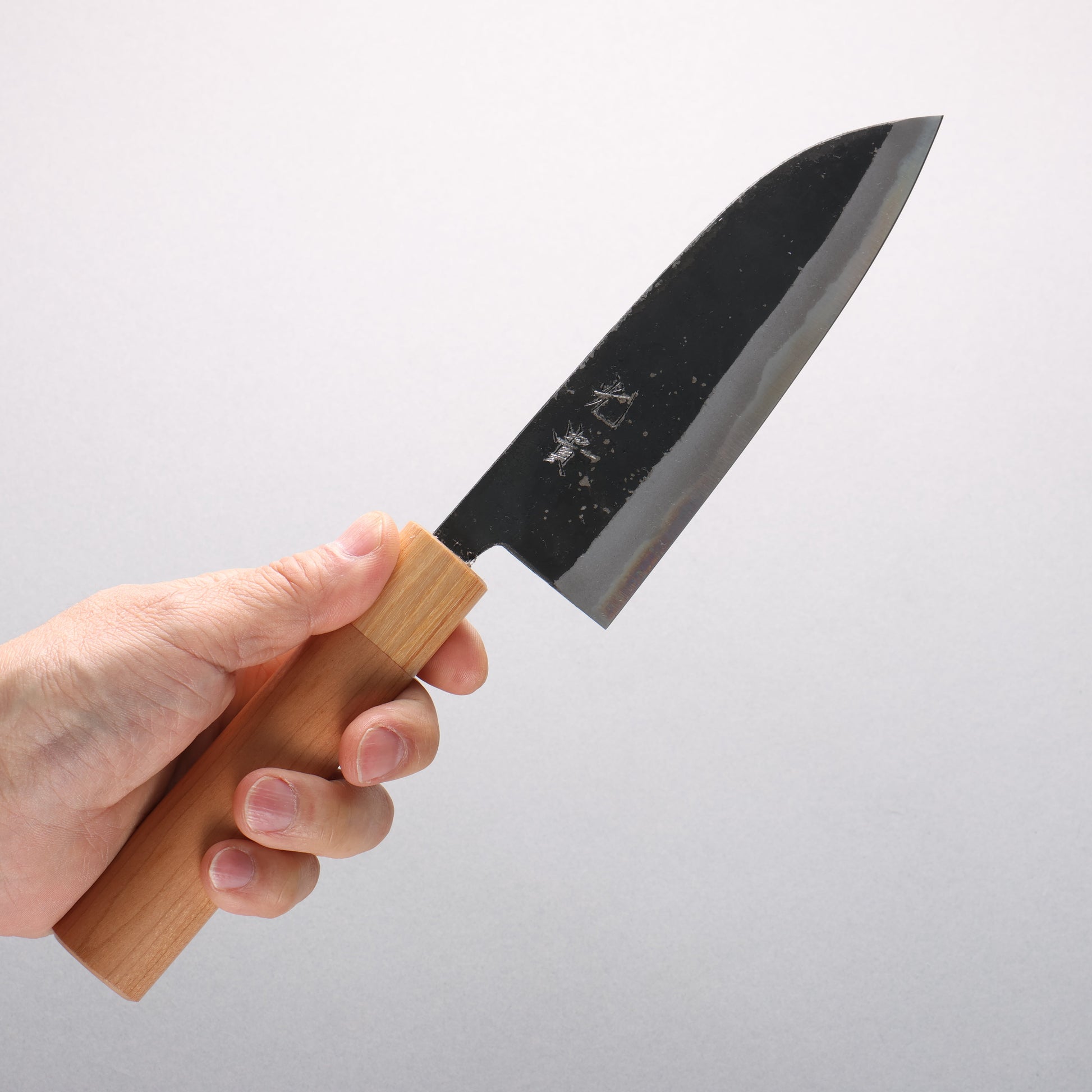 光貴 青ニ鋼 黒仕上げ 小三徳包丁 150mm アメリカンチェリー柄 - 清助刃物