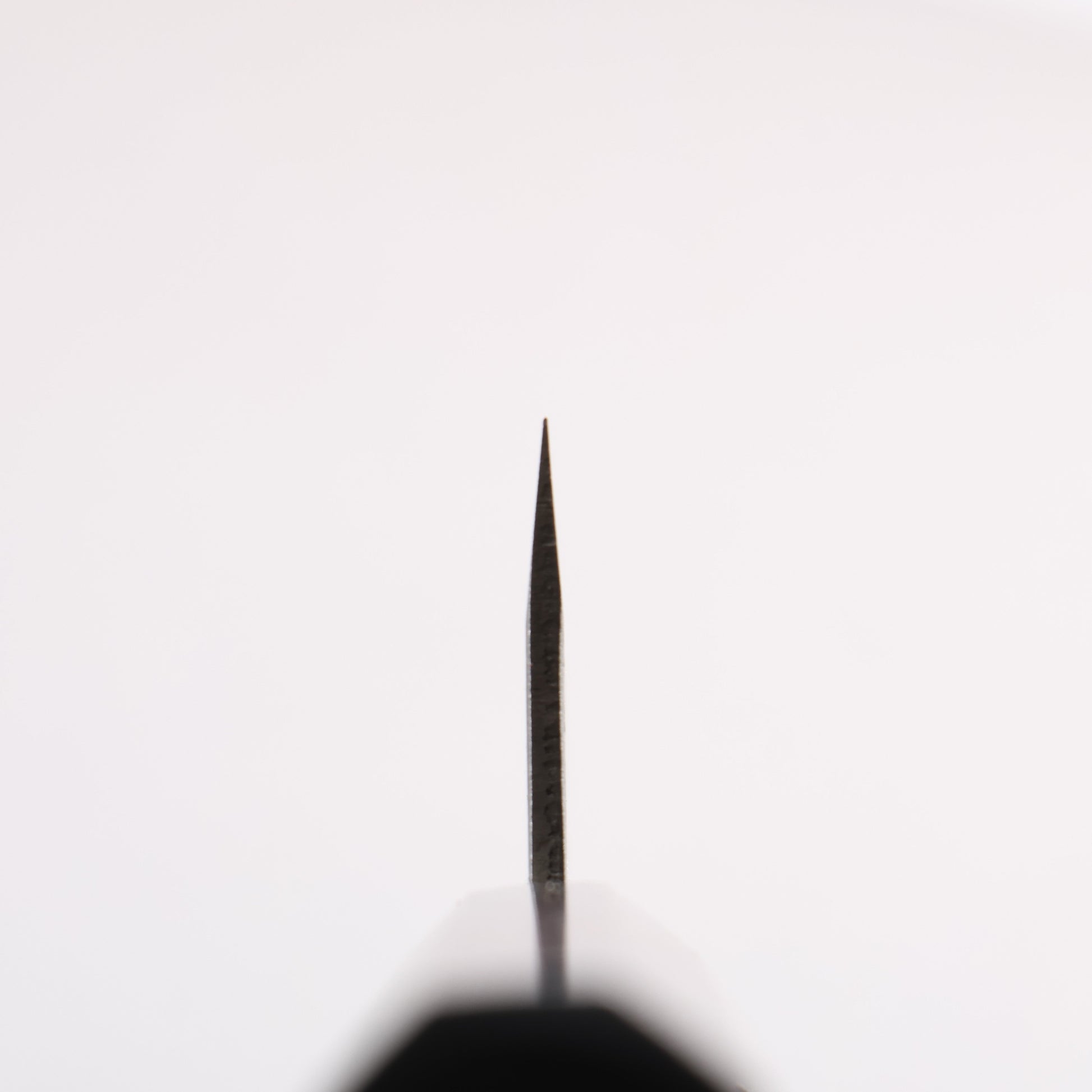 清助 銀三鋼 鎚目(丸) 鯵切り包丁 105mm 紫檀 (口輪：黒合板)柄 - 清助刃物