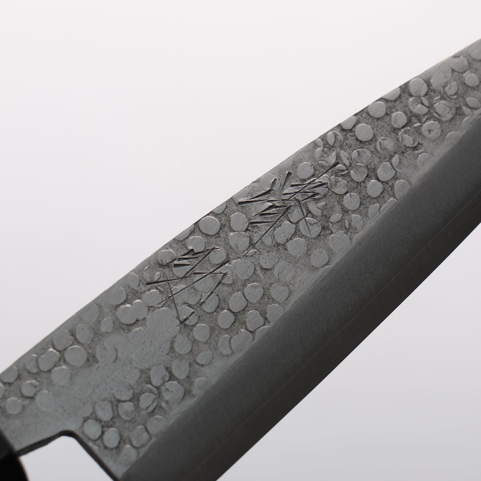 清助 銀三鋼 鎚目(丸) ペティーナイフ 120mm ウォルナット柄 - 清助刃物