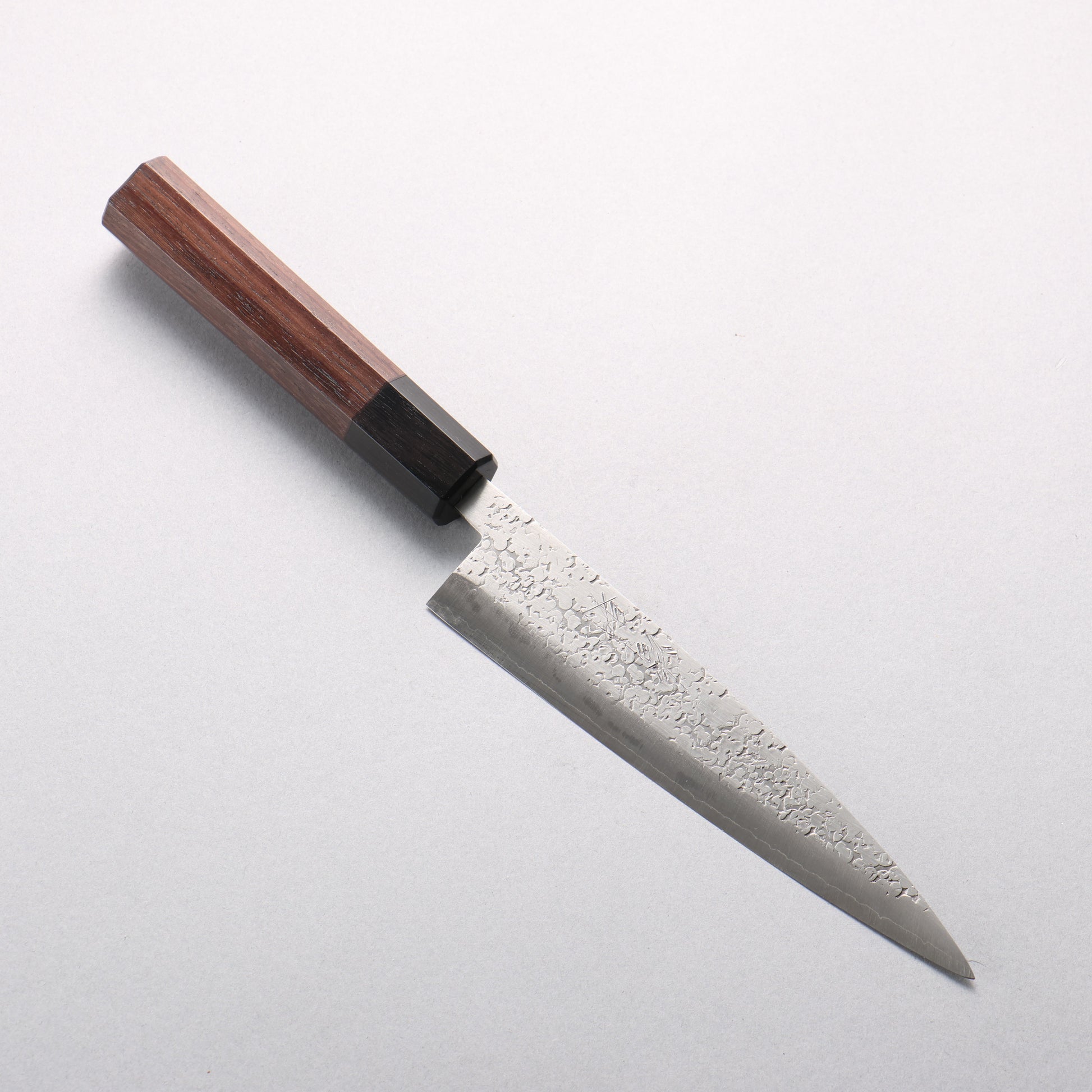 清助 銀三鋼 鎚目(丸) ペティーナイフ 150mm 紫檀 (口輪：黒合板)柄 - 清助刃物