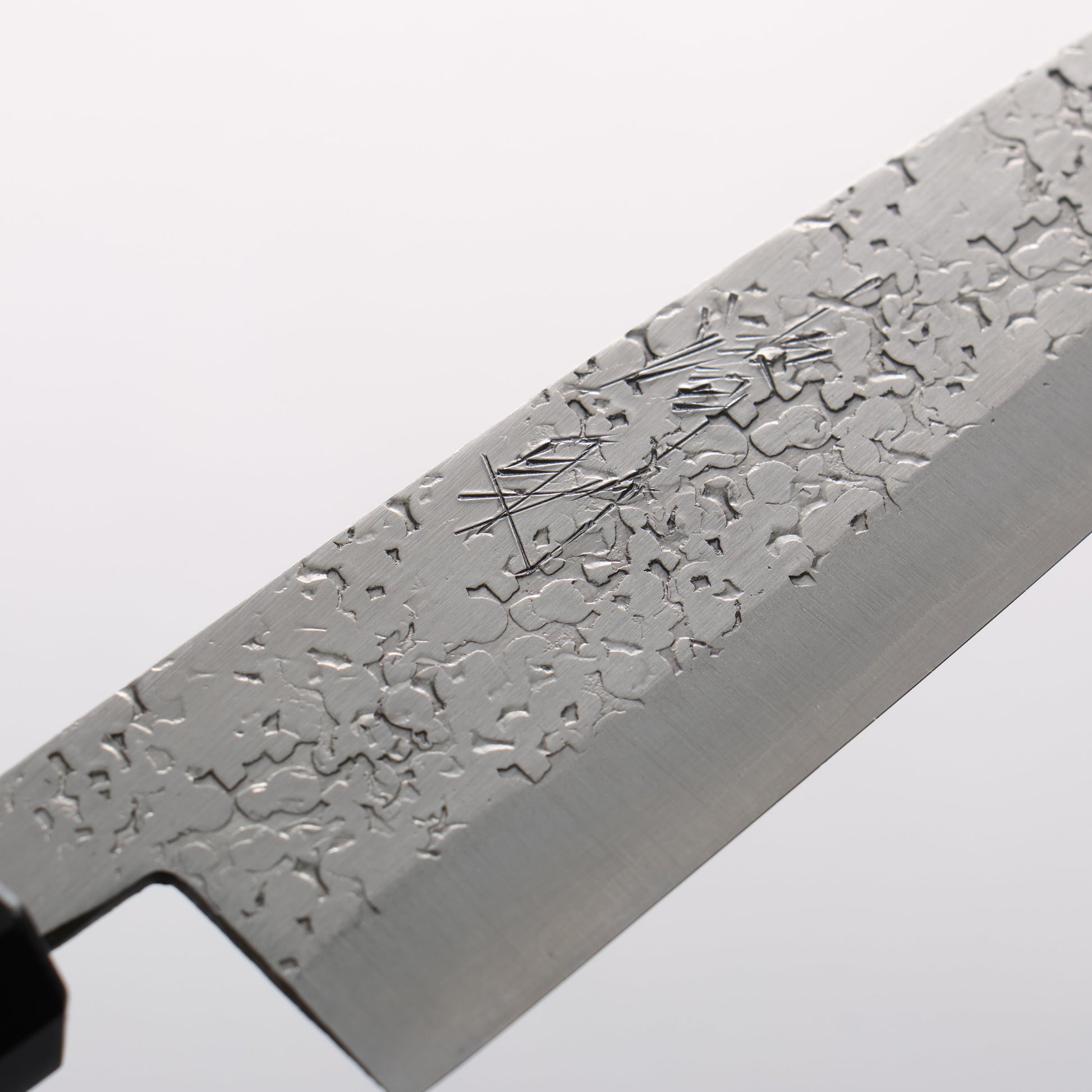 清助 銀三鋼 鎚目(丸) ペティーナイフ 150mm 紫檀 (口輪：黒合板)柄 - 清助刃物