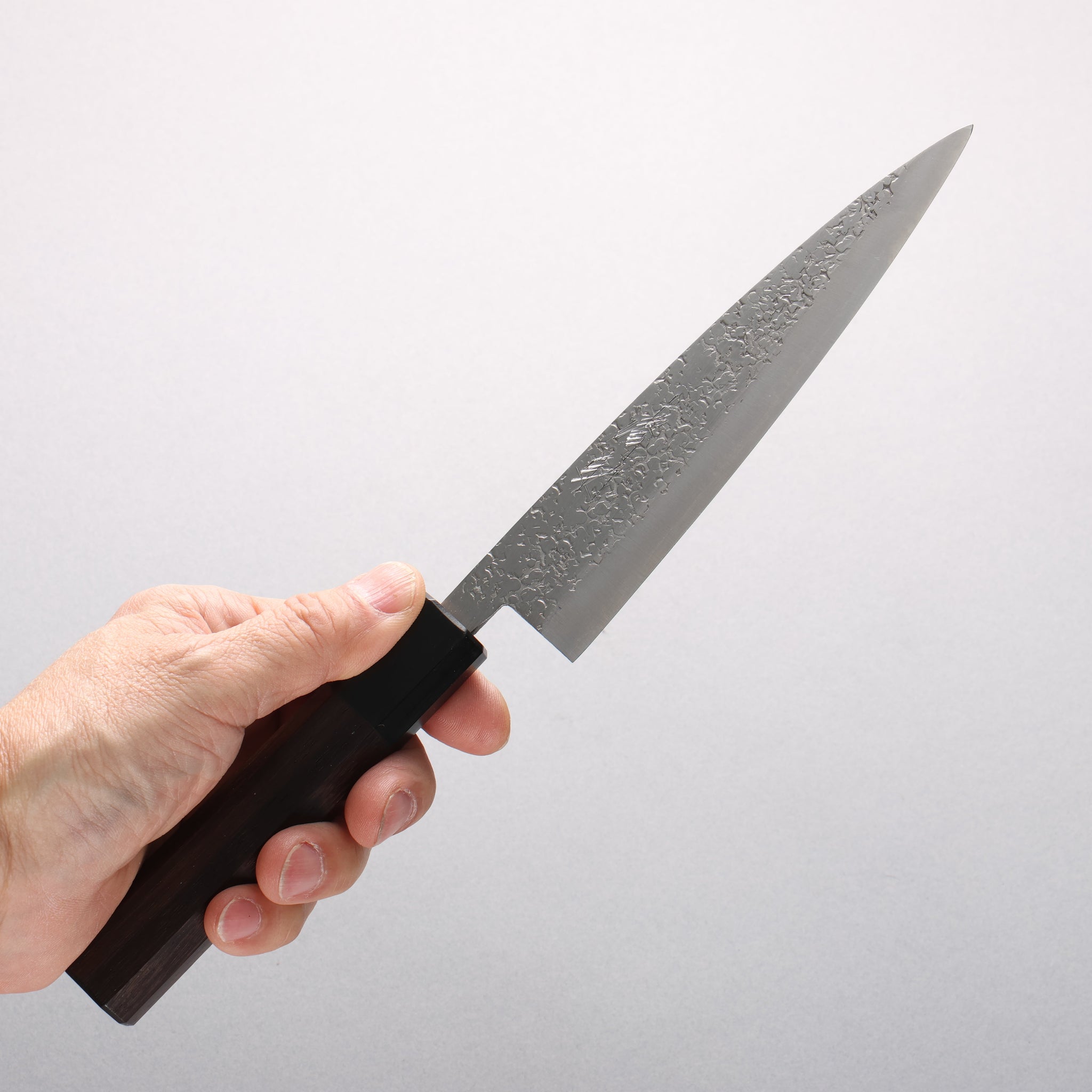 清助 銀三鋼 鎚目(丸) ペティーナイフ 150mm 紫檀 (口輪：黒合板)柄