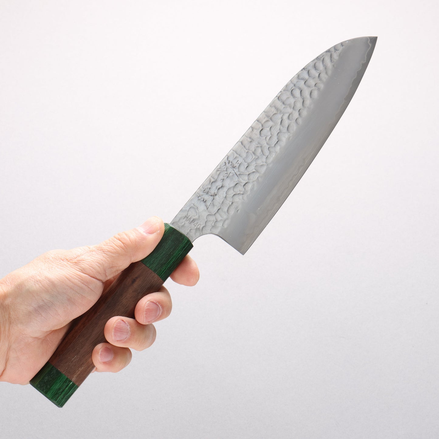 清助 HAP40 鎚目 三徳包丁 170mm ウォルナット (両側緑口輪)柄 - 清助刃物
