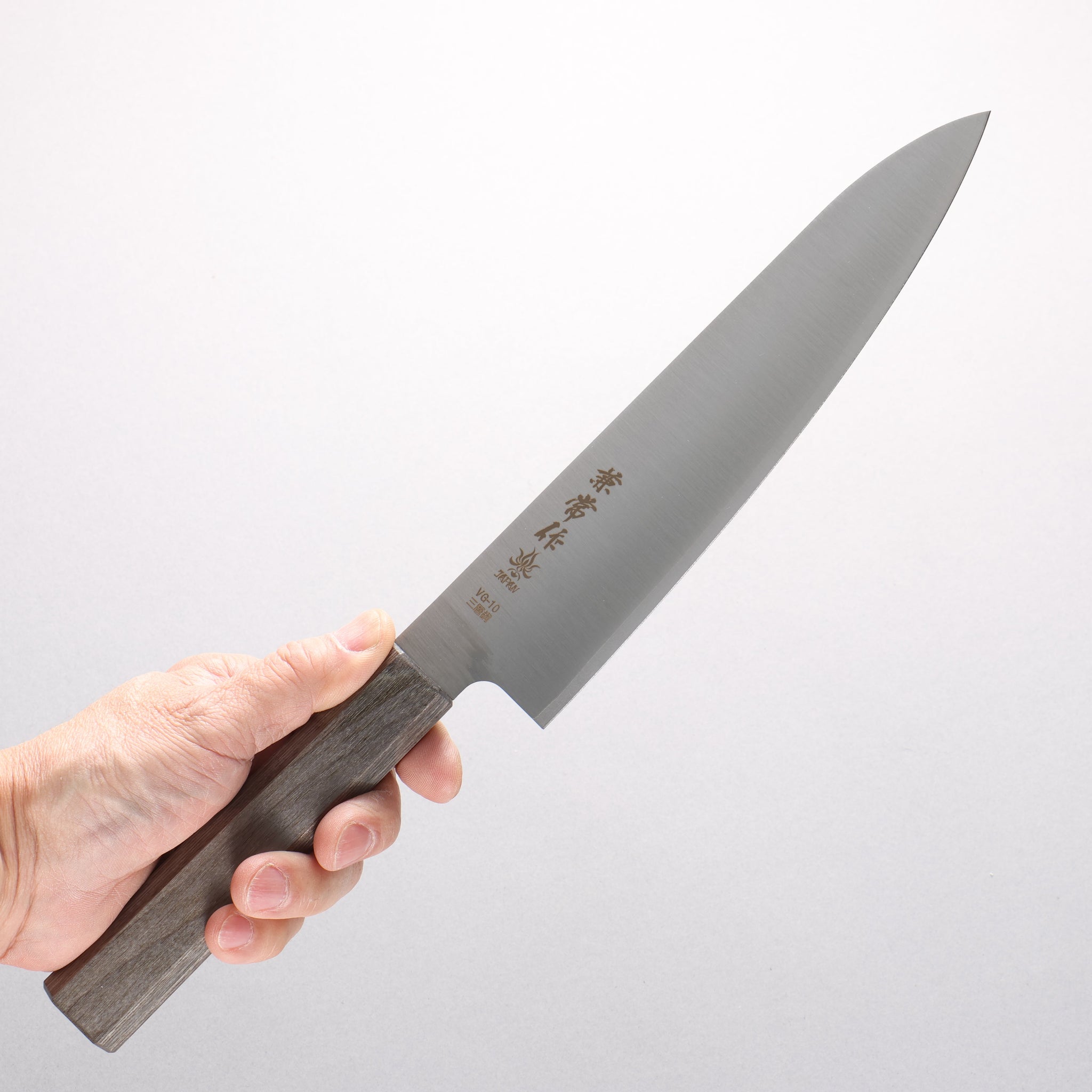 兼常 V金10号 牛刀包丁 210mm グレー合板柄 - 清助刃物