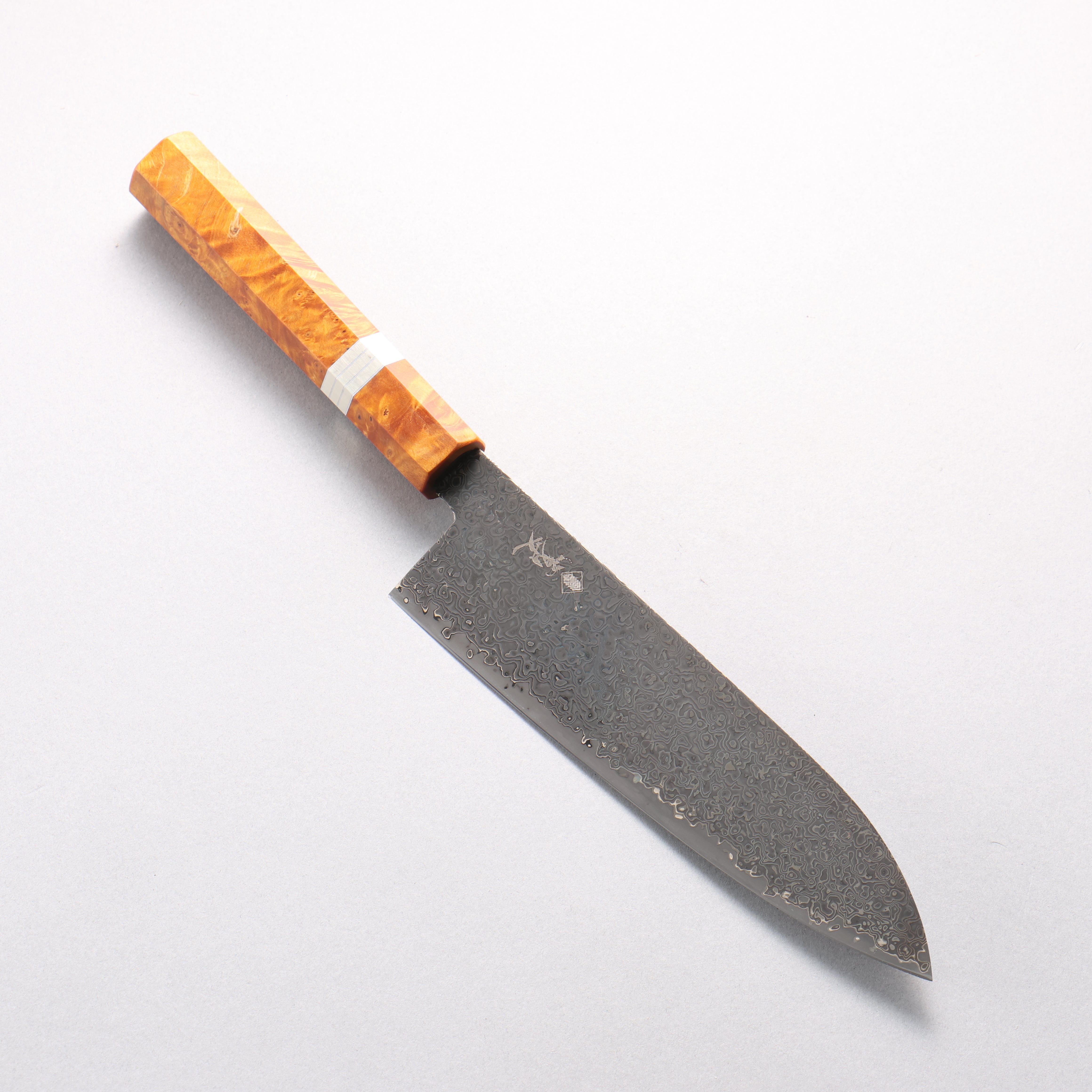 寛丈 SG2 黒ダマスカス 三徳包丁 180mm 茶スタビライズドウッド (銀リング)柄 - 清助刃物