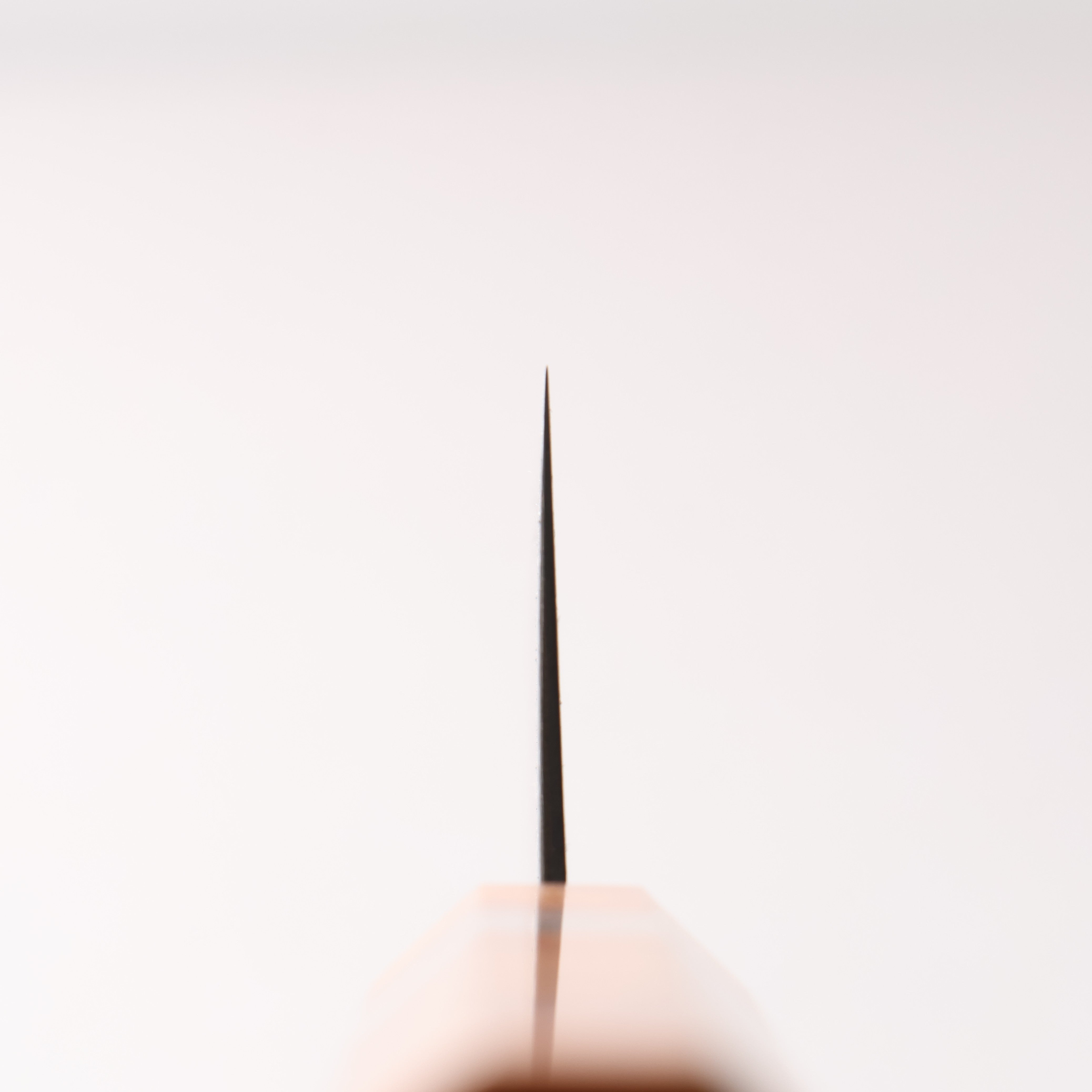 寛丈 SG2 黒ダマスカス 三徳包丁 180mm 茶スタビライズドウッド (銀リング)柄 - 清助刃物