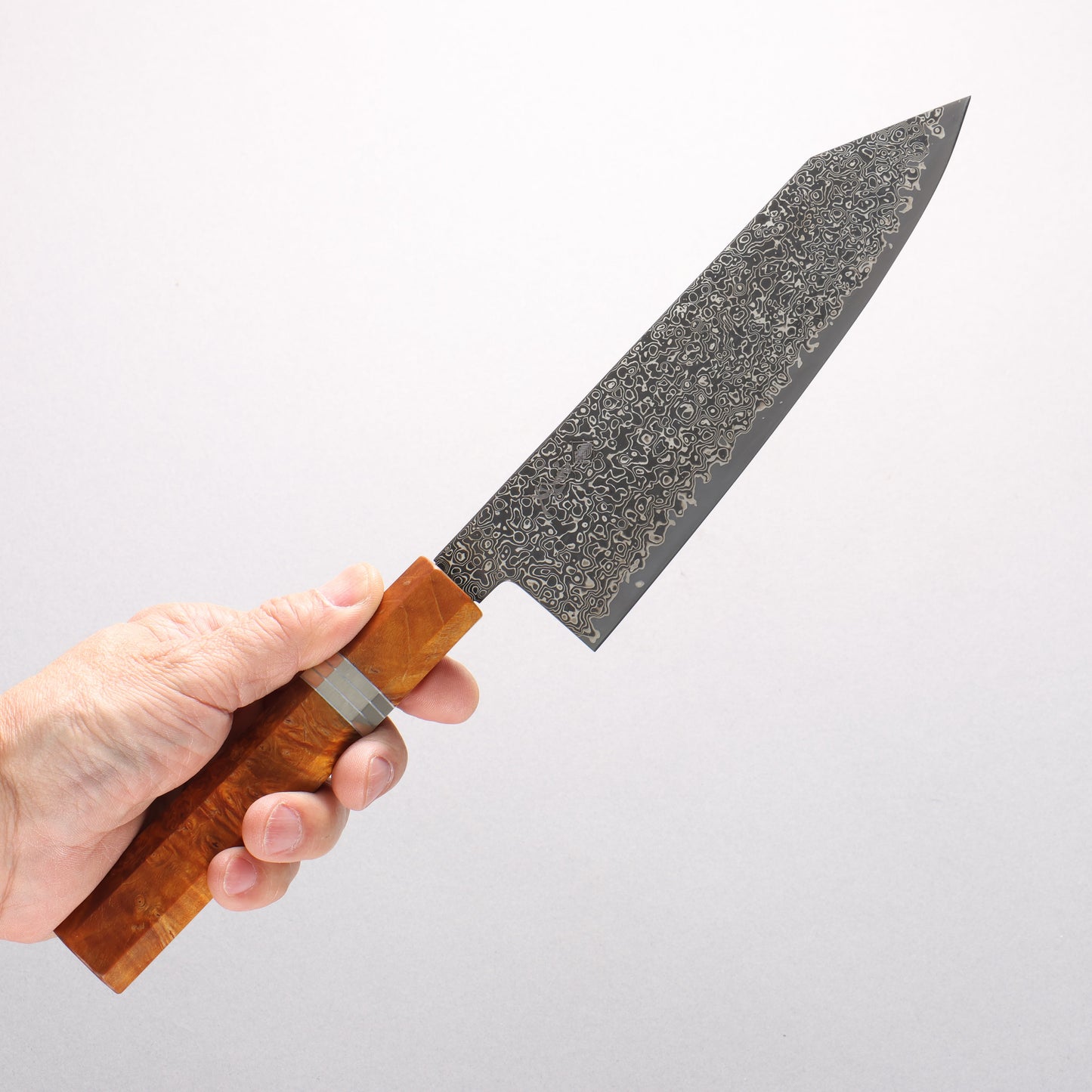 寛丈 SG2 黒ダマスカス 切付三徳包丁 180mm 茶スタビライズドウッド (銀リング)柄 - 清助刃物
