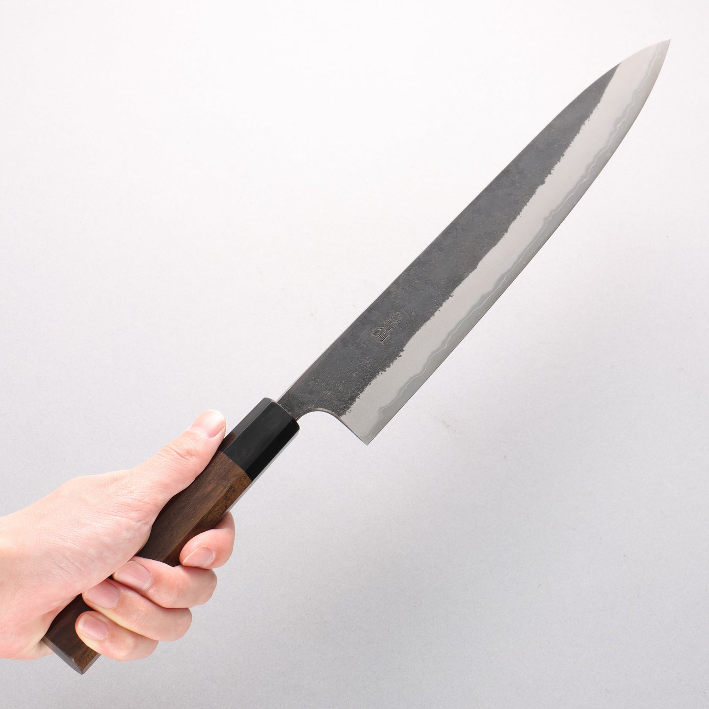 山本 直 青スーパー鋼 黒打 筋引包丁 270mm ウォルナット柄 - 清助刃物