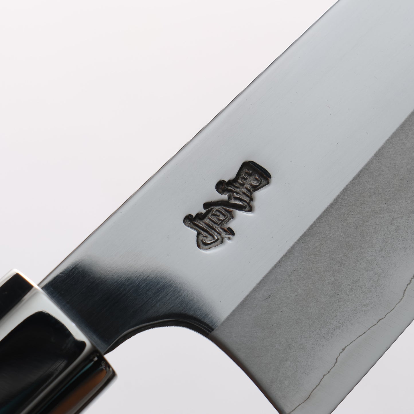 黒鳥 銀三鋼 磨き仕上げ 洋タイプ 150mm ウォルナット柄 - 清助刃物
