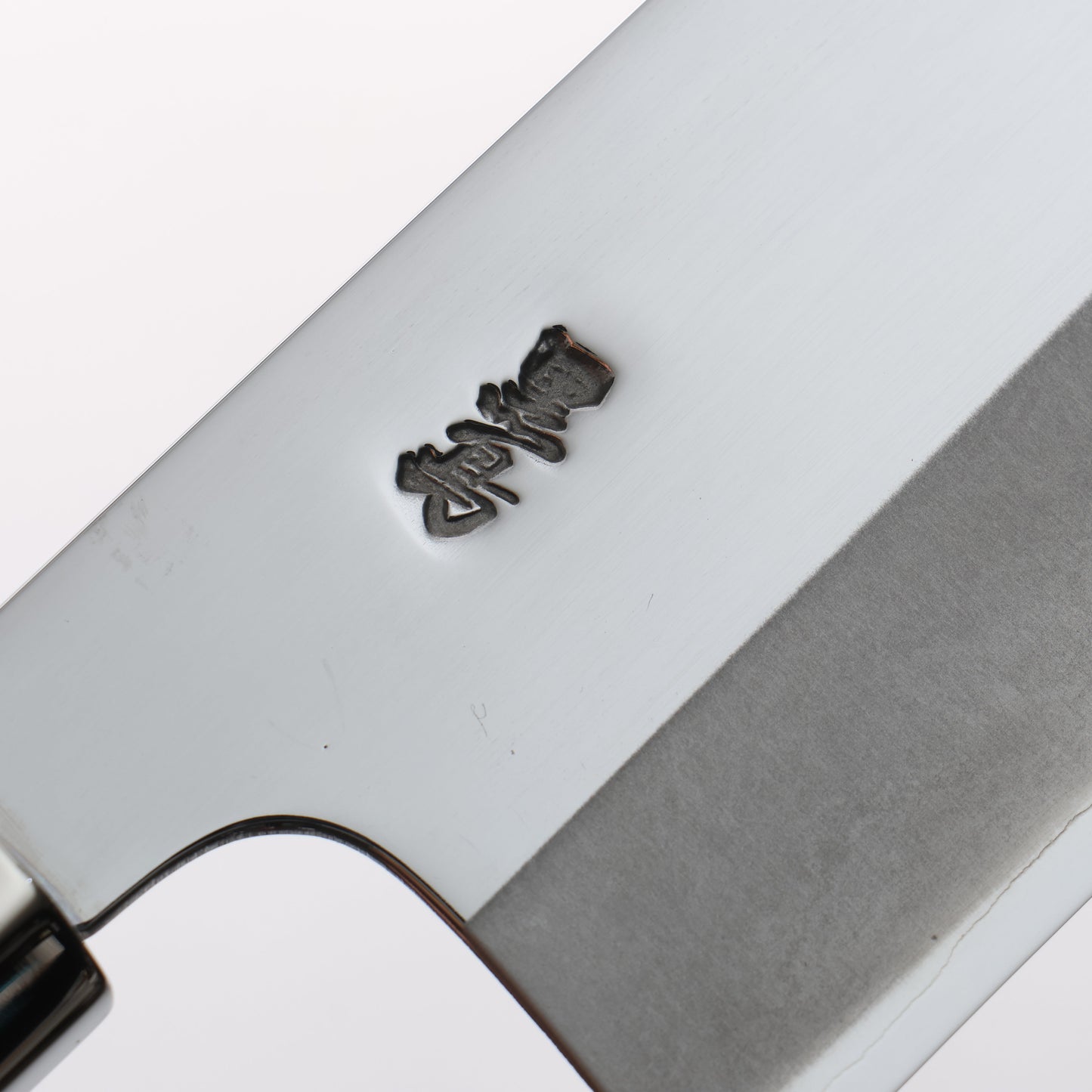 黒鳥 銀三鋼 磨き仕上げ 菜切包丁 150mm ウォルナット柄 - 清助刃物
