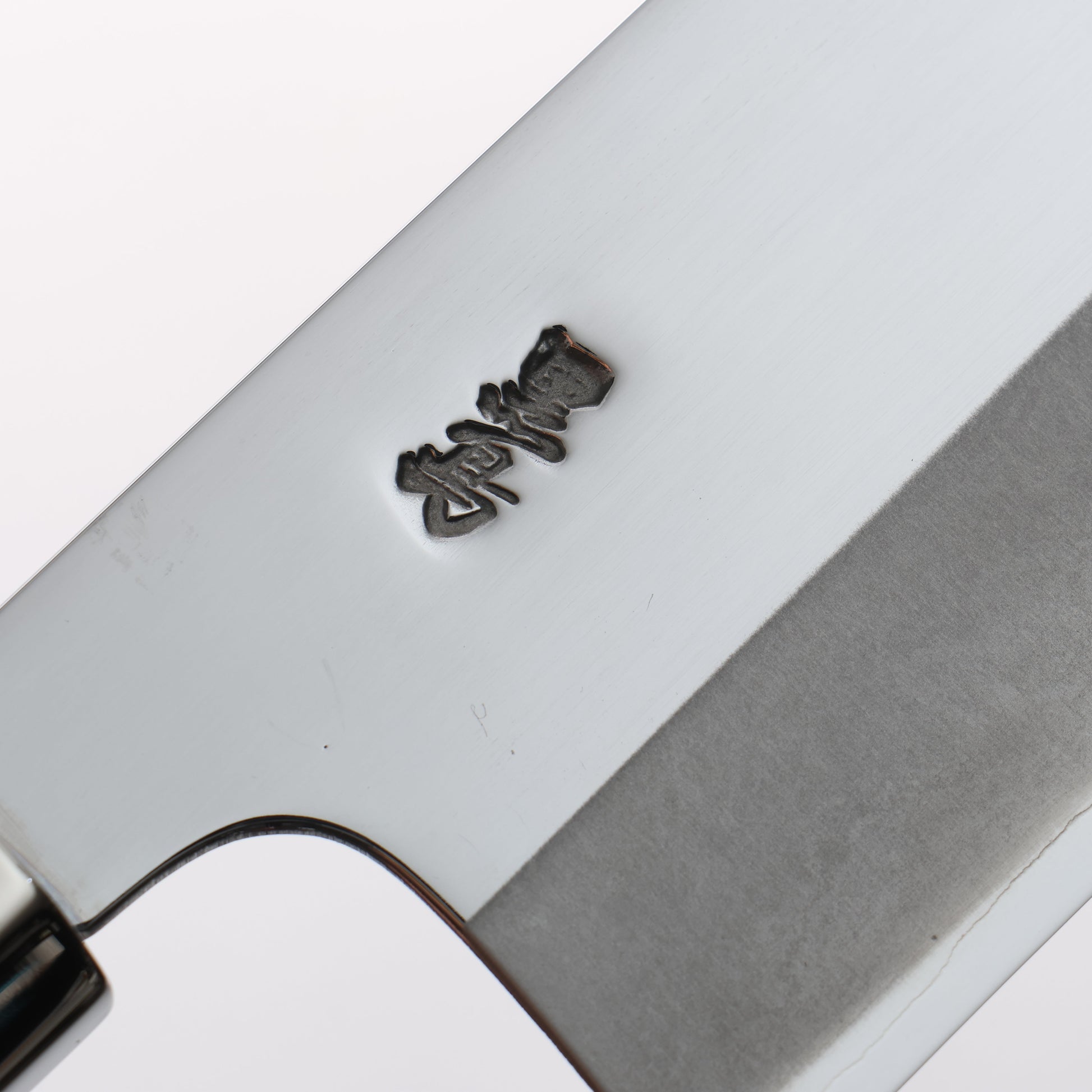黒鳥 銀三鋼 磨き仕上げ 菜切包丁 150mm ウォルナット柄 - 清助刃物