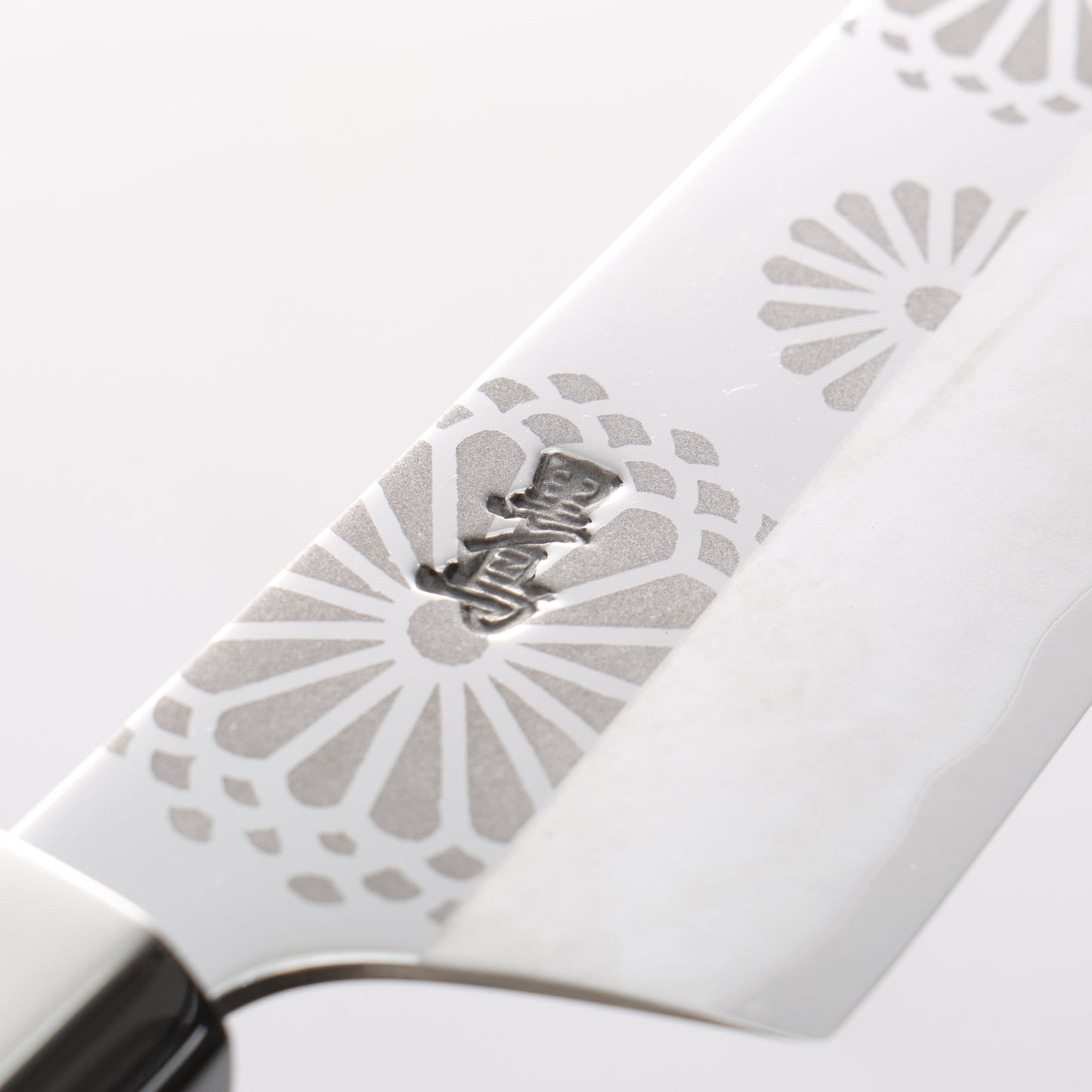 黒鳥 銀三鋼 磨き仕上げ ペティーナイフ 150mm ウォルナット柄 Kiku - 清助刃物
