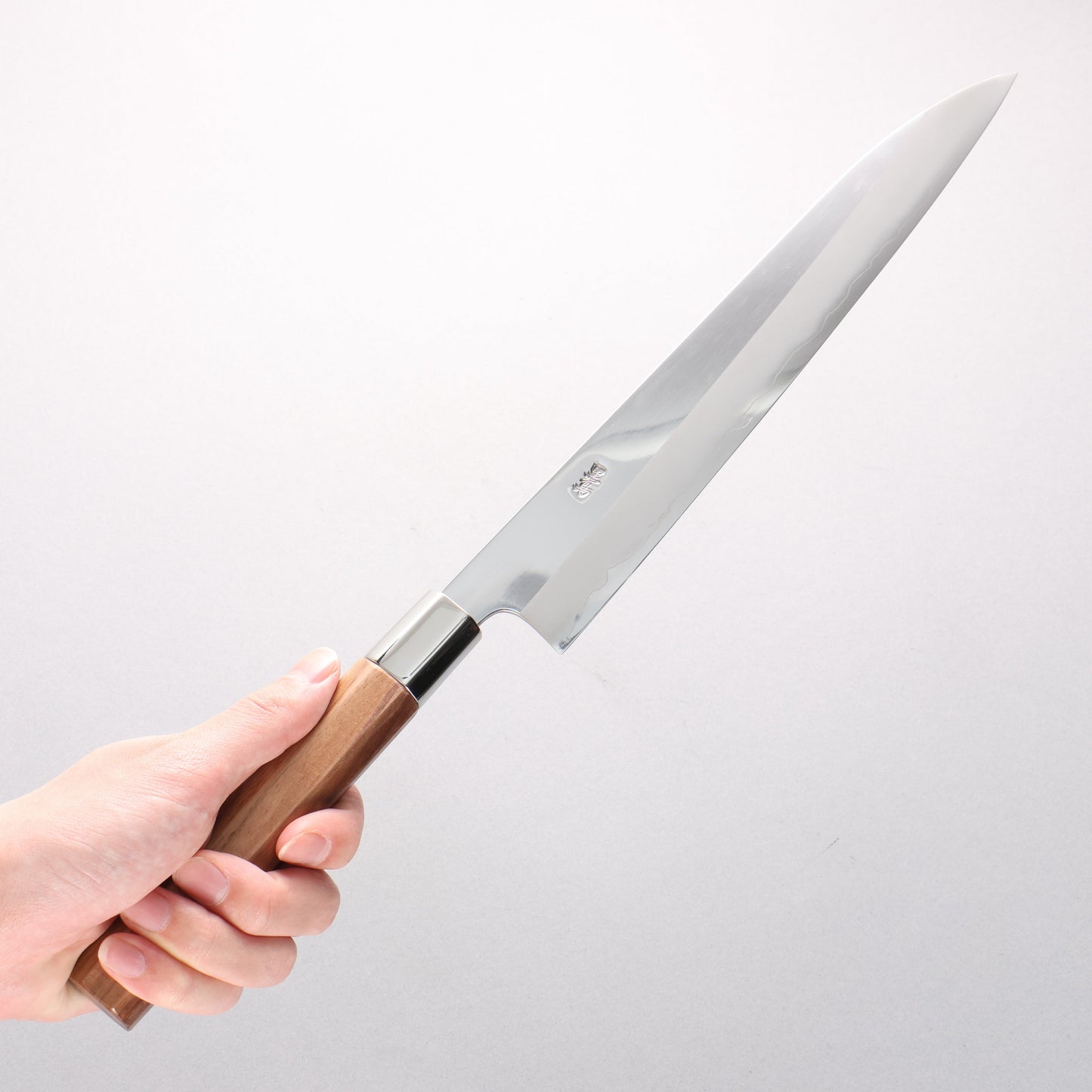 黒鳥 銀三鋼 磨き仕上げ 柳刃包丁 270mm ウォルナット柄 - 清助刃物