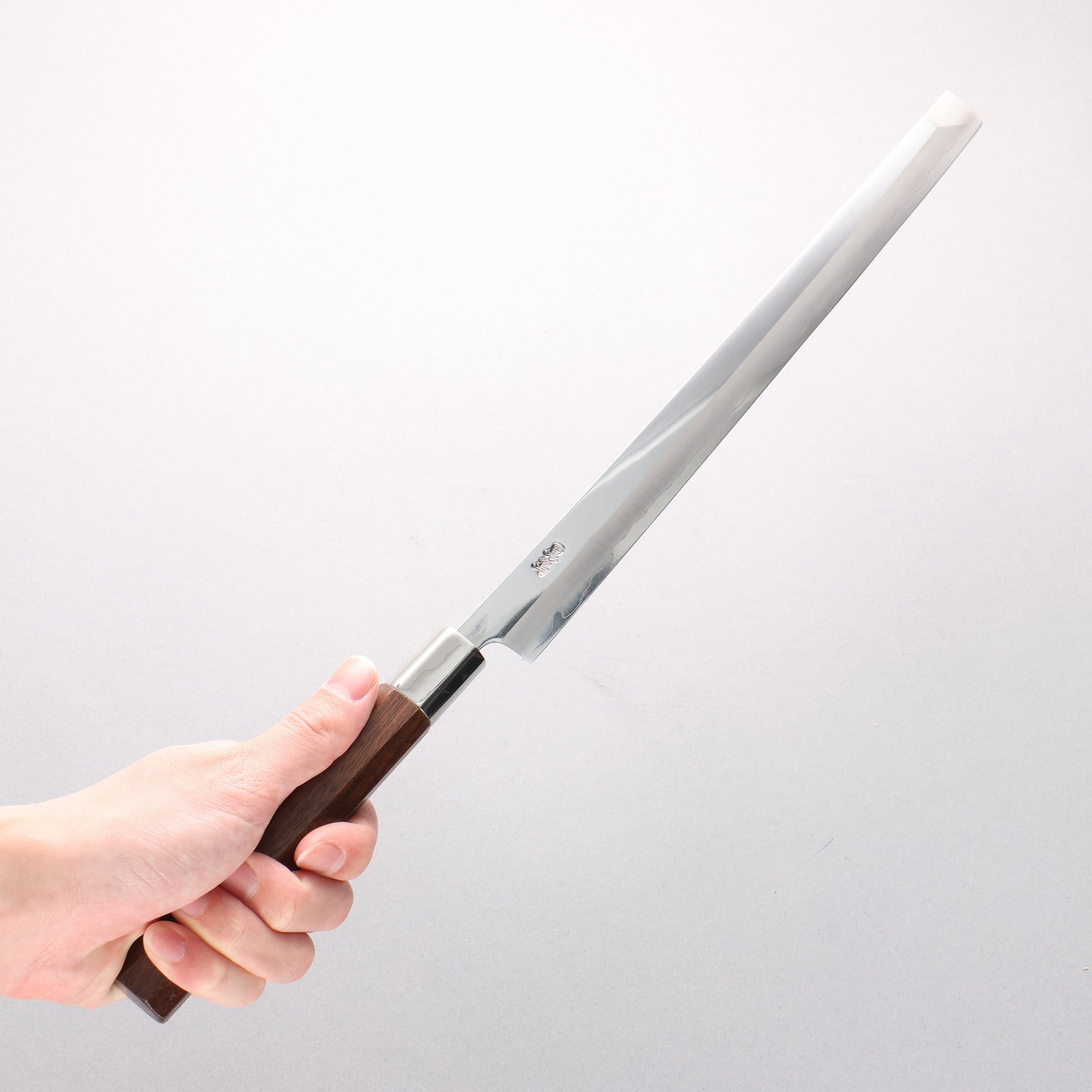 黒鳥 銀三鋼 磨き仕上げ 蛸引包丁 270mm ウォルナット柄 - 清助刃物