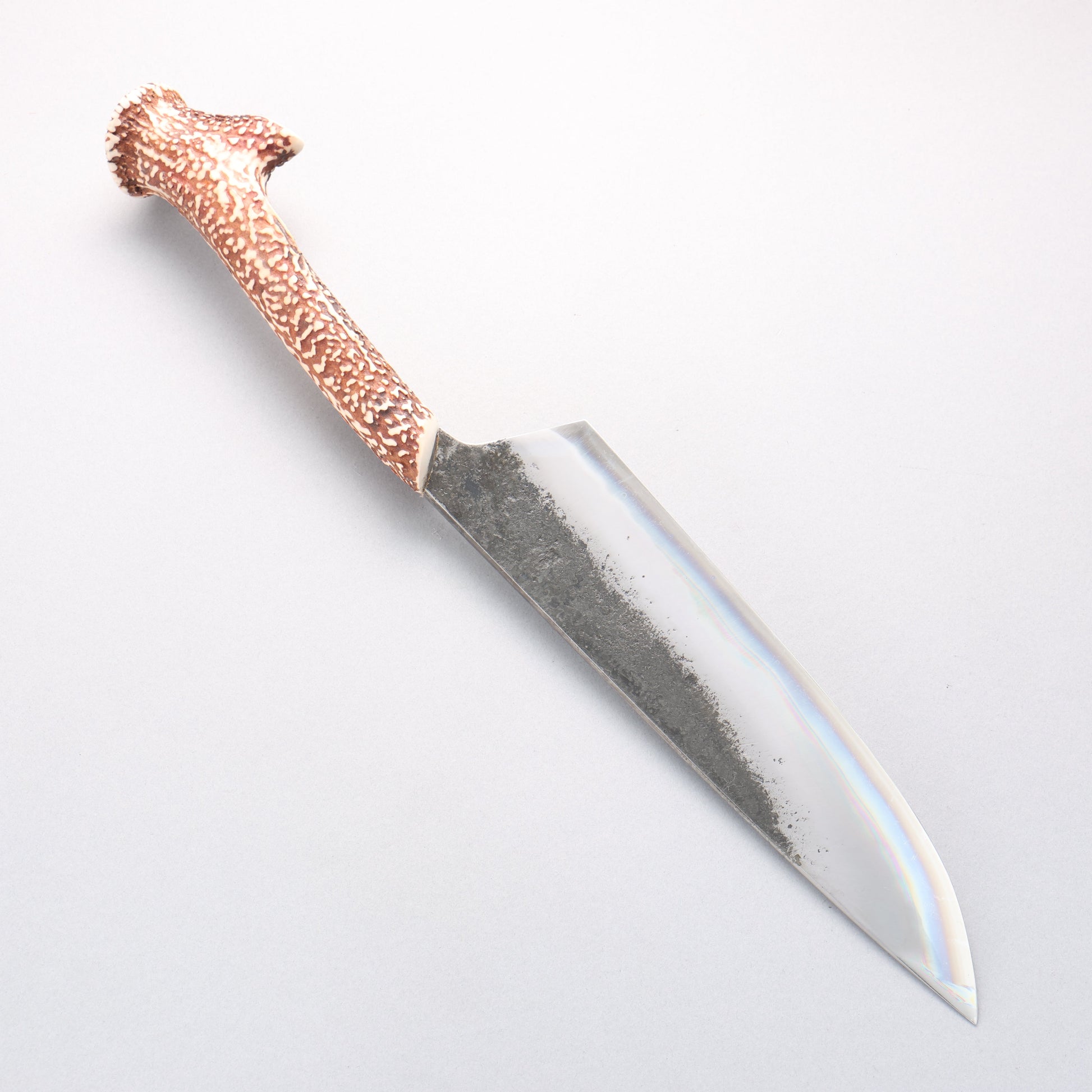 黒鳥 青ニ鋼 黒仕上げ 包丁 240mm 白鹿角柄 - 清助刃物