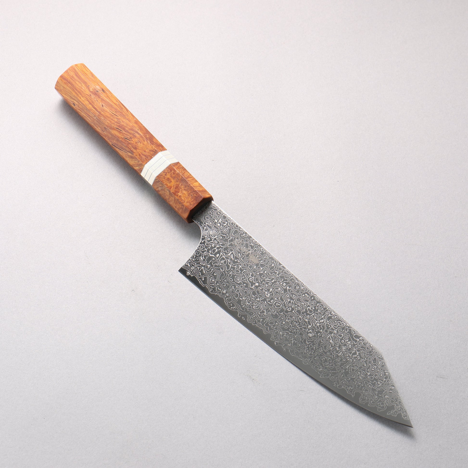 寛丈 SG2 ダマスカス 磨き仕上げ 切付三徳包丁 180mm 茶スタビライズドウッド (銀リング)柄 - 清助刃物