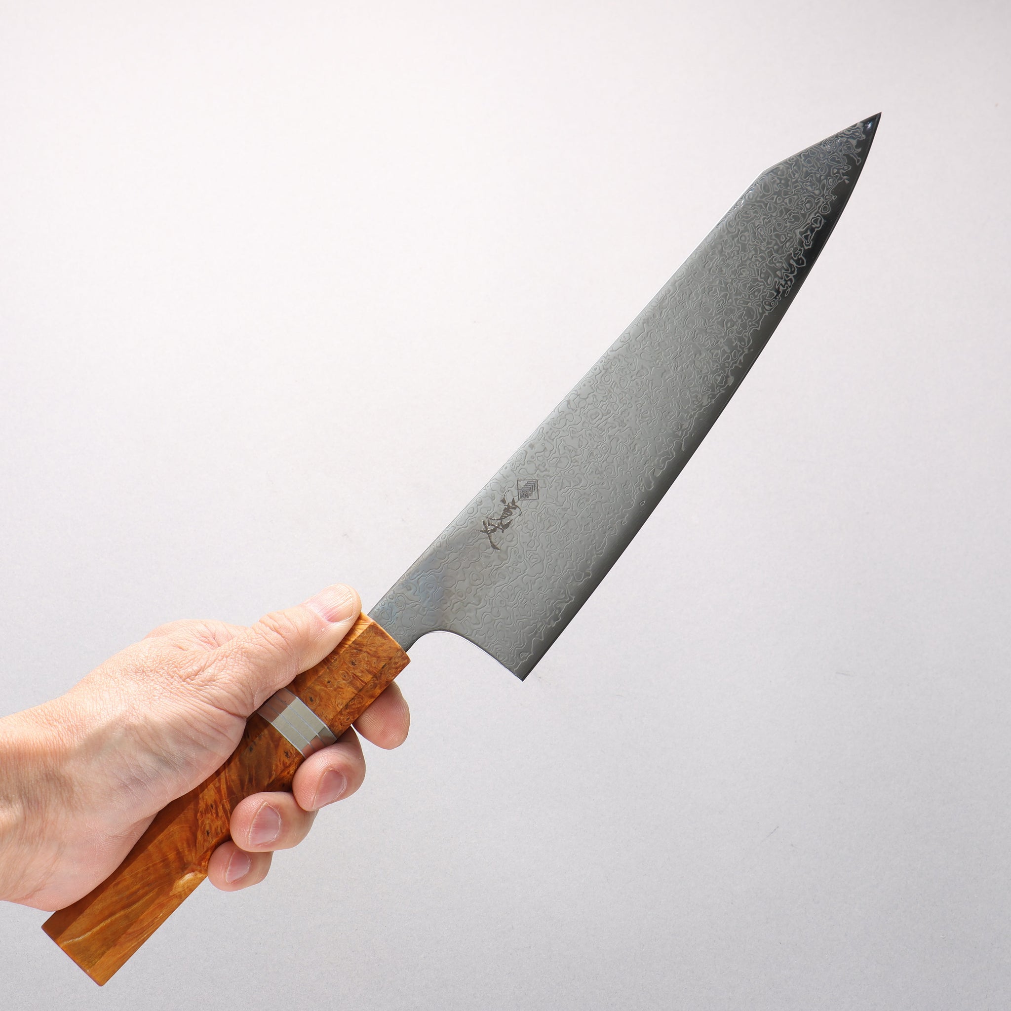 寛丈 SG2 ダマスカス 磨き仕上げ 切付牛刀包丁 240mm 茶スタビライズドウッド (銀リング)柄 - 清助刃物