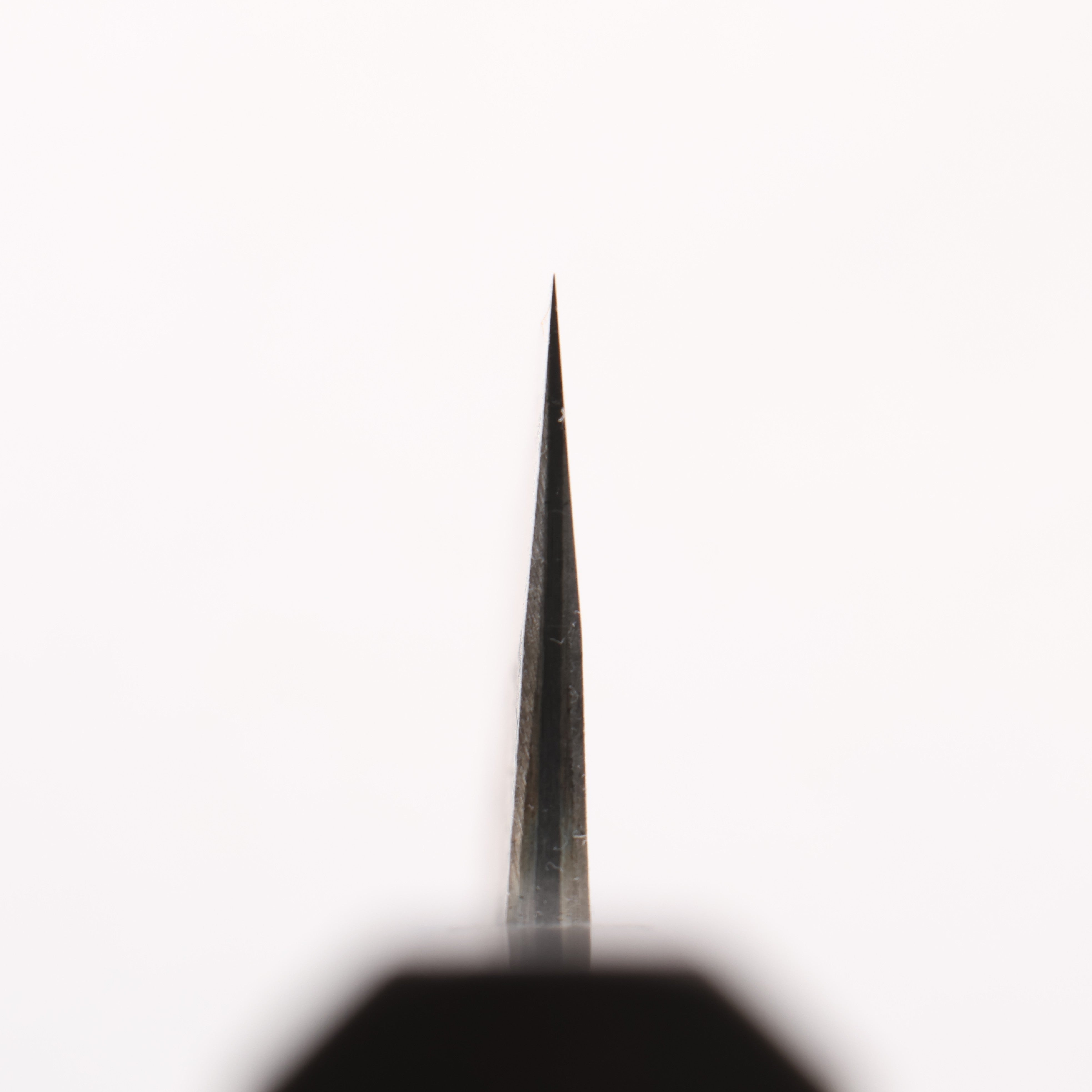 山本 直 青スーパー鋼 黒打 牛刀包丁 210mm ウォルナット柄 - 清助刃物