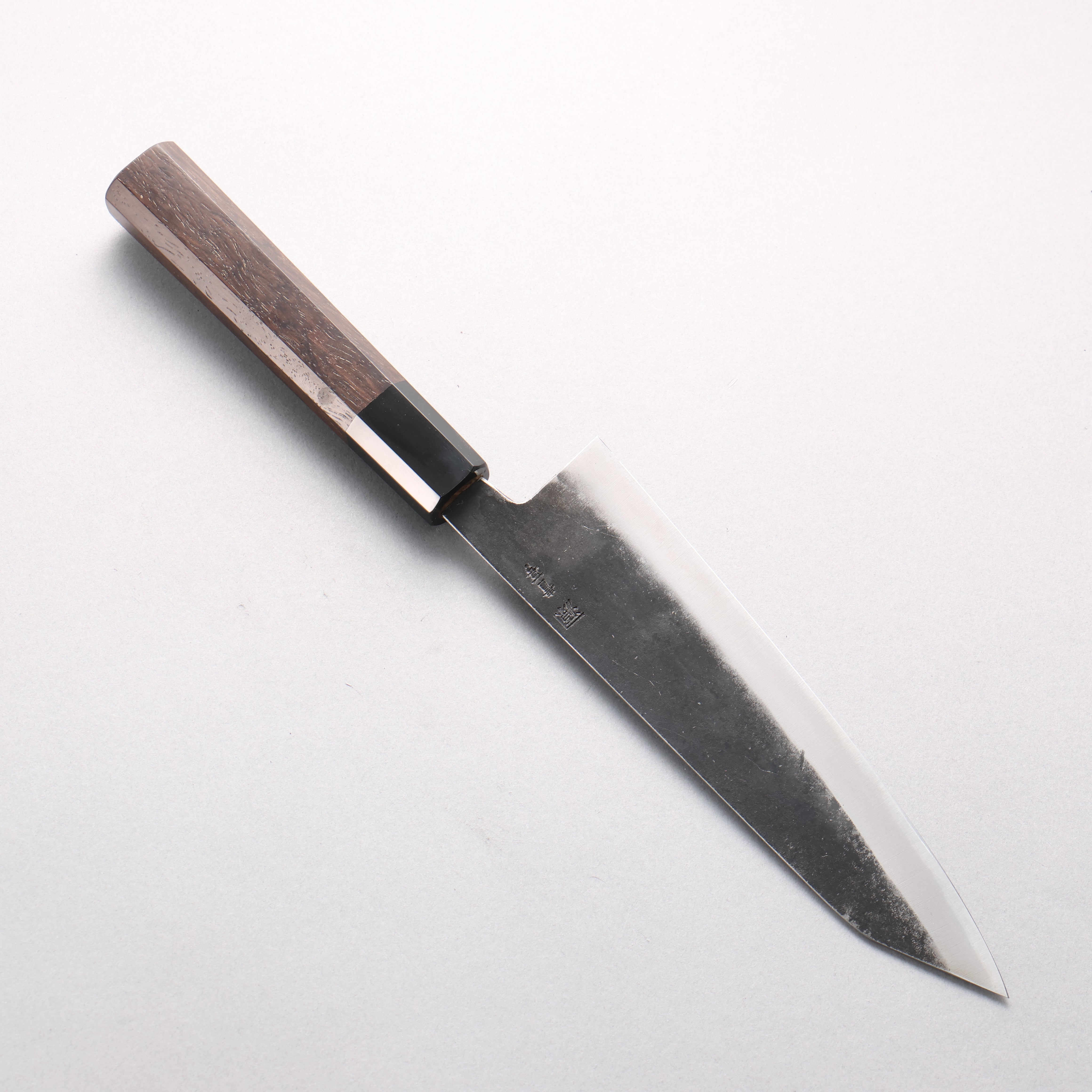 田中 誠貴 鉄火 青ニ鋼 黒打 剣型牛刀包丁 190mm ウォルナット柄 - 清助刃物
