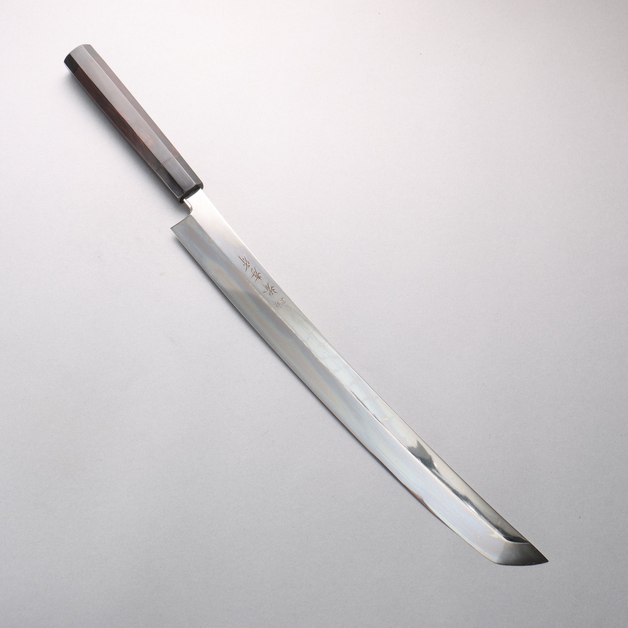 堺 孝行 本焼き 銀三鋼 鏡面仕上げ 先丸柳刃包丁 390mm 黒檀 (口輪:ダブル黒水牛）柄 鞘付き - 清助刃物