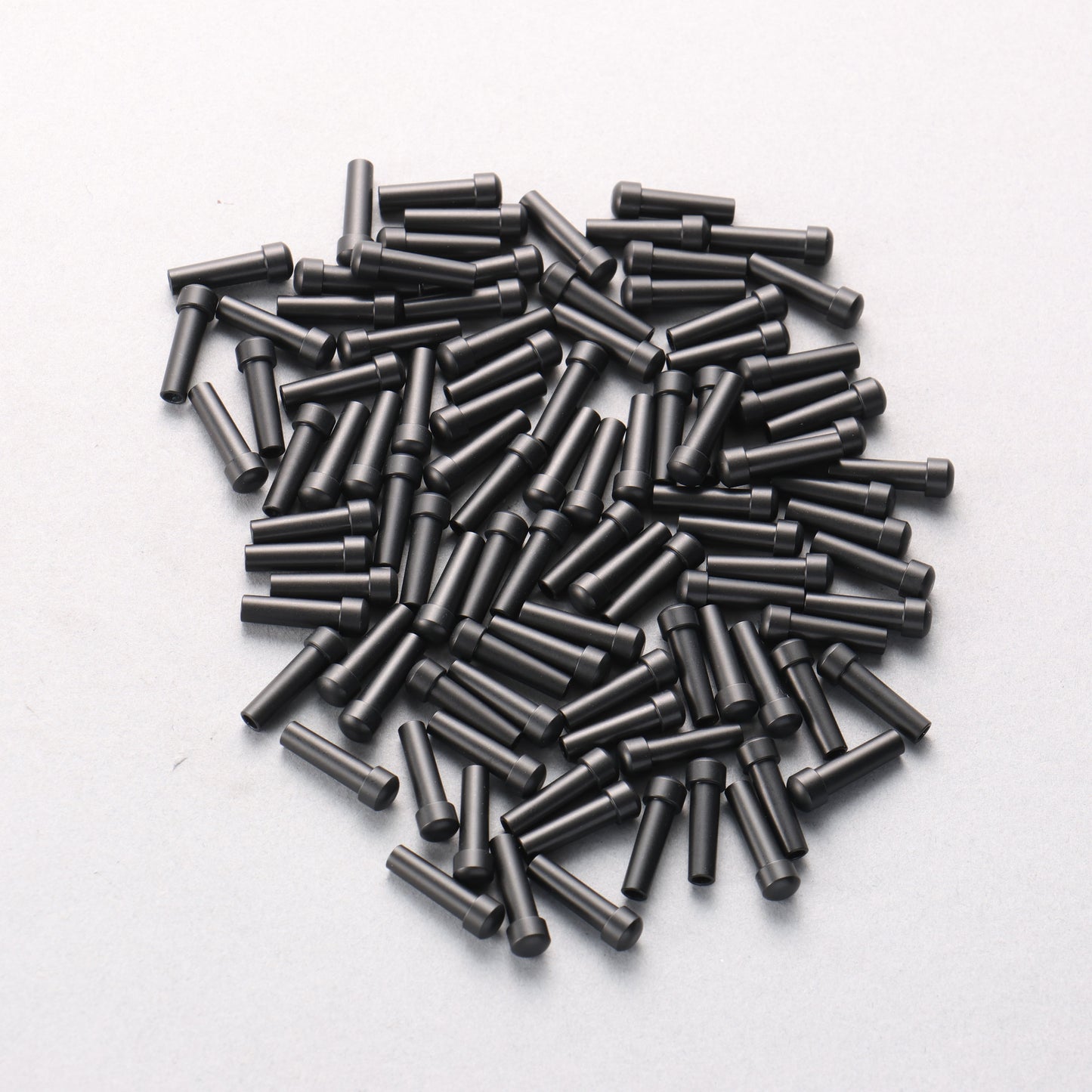 鞘ピン アルミニウム 黒仕上げ 15mm x 4mm (Pk. 100) - 清助刃物