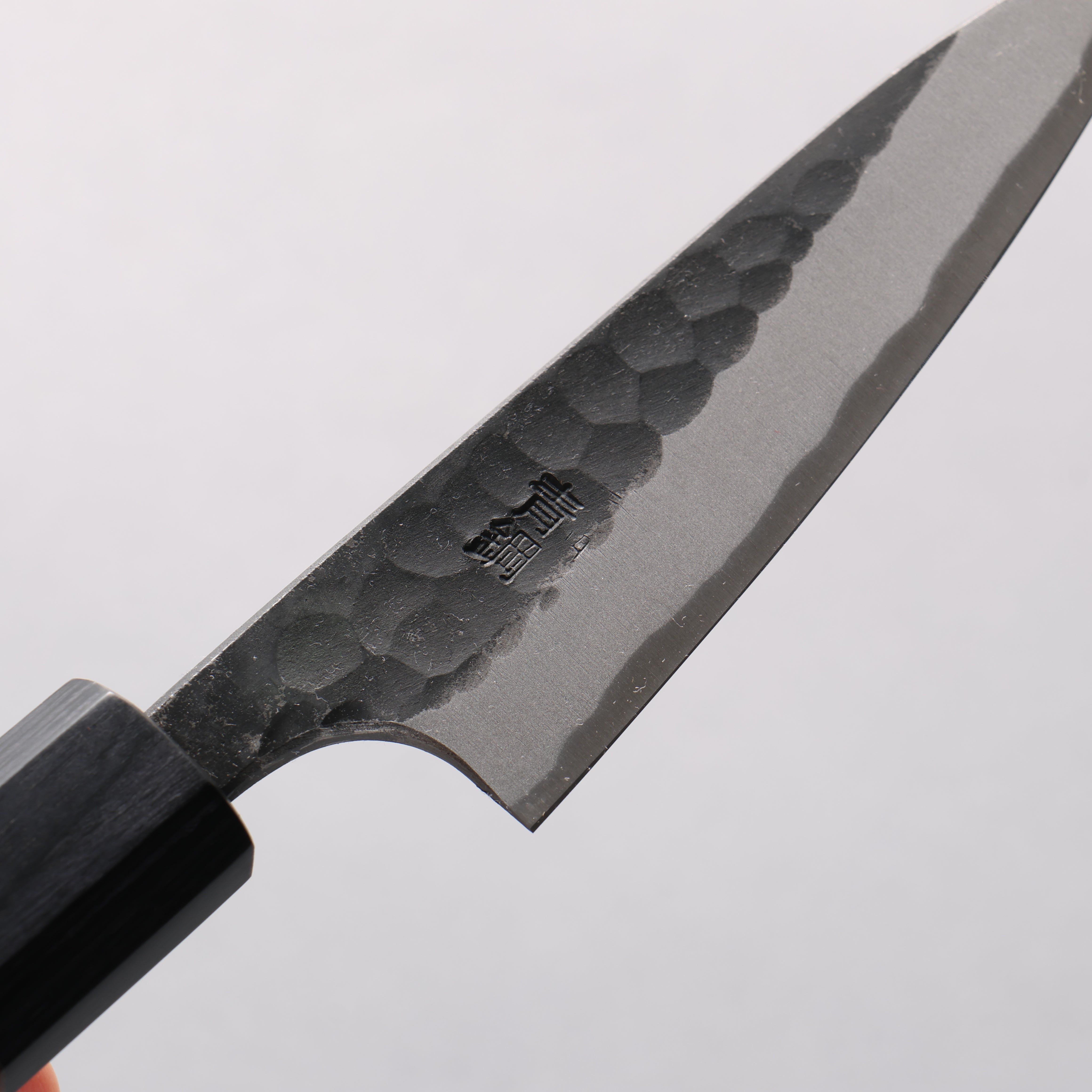 山本 直 青スーパー鋼 黒打 鎚目(丸) ペティーナイフ 100mm 楓(樹脂含浸)柄 - 清助刃物