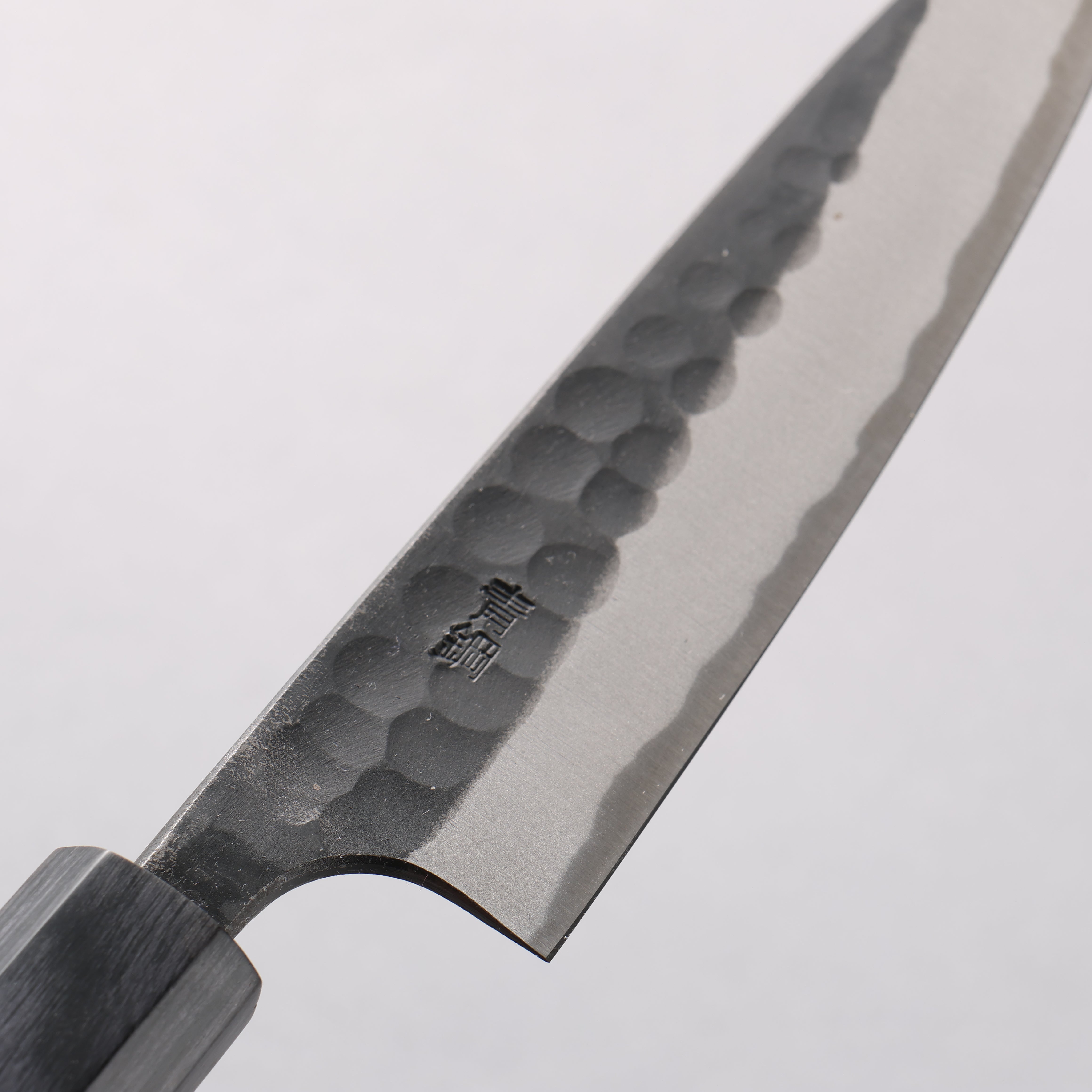 山本 直 青スーパー鋼 黒打 鎚目(丸) ペティーナイフ 135mm 楓(樹脂含浸)柄 - 清助刃物