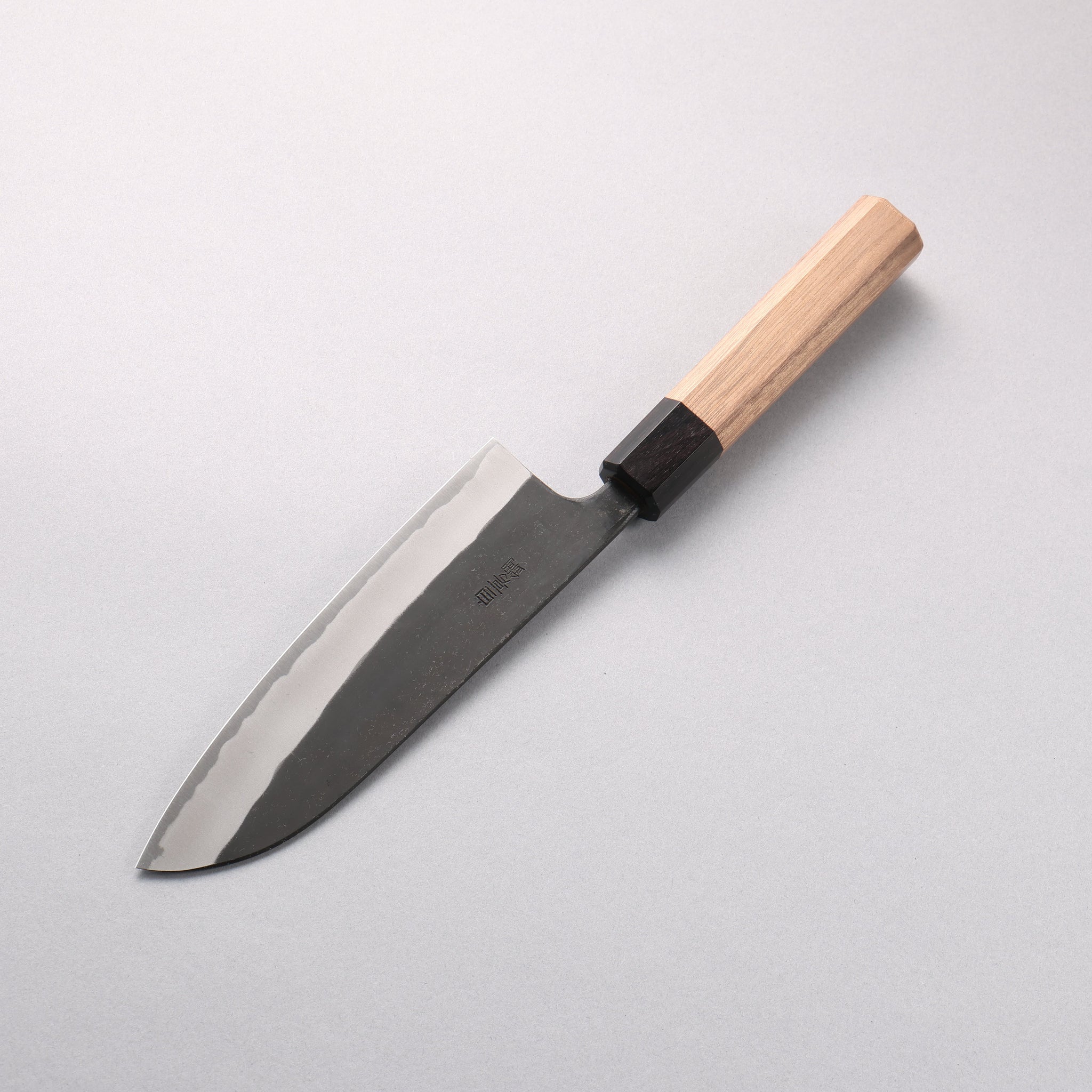 山本 直 白ニ鋼 黒仕上げ 三徳包丁 170mm ウォルナット柄 - 清助刃物