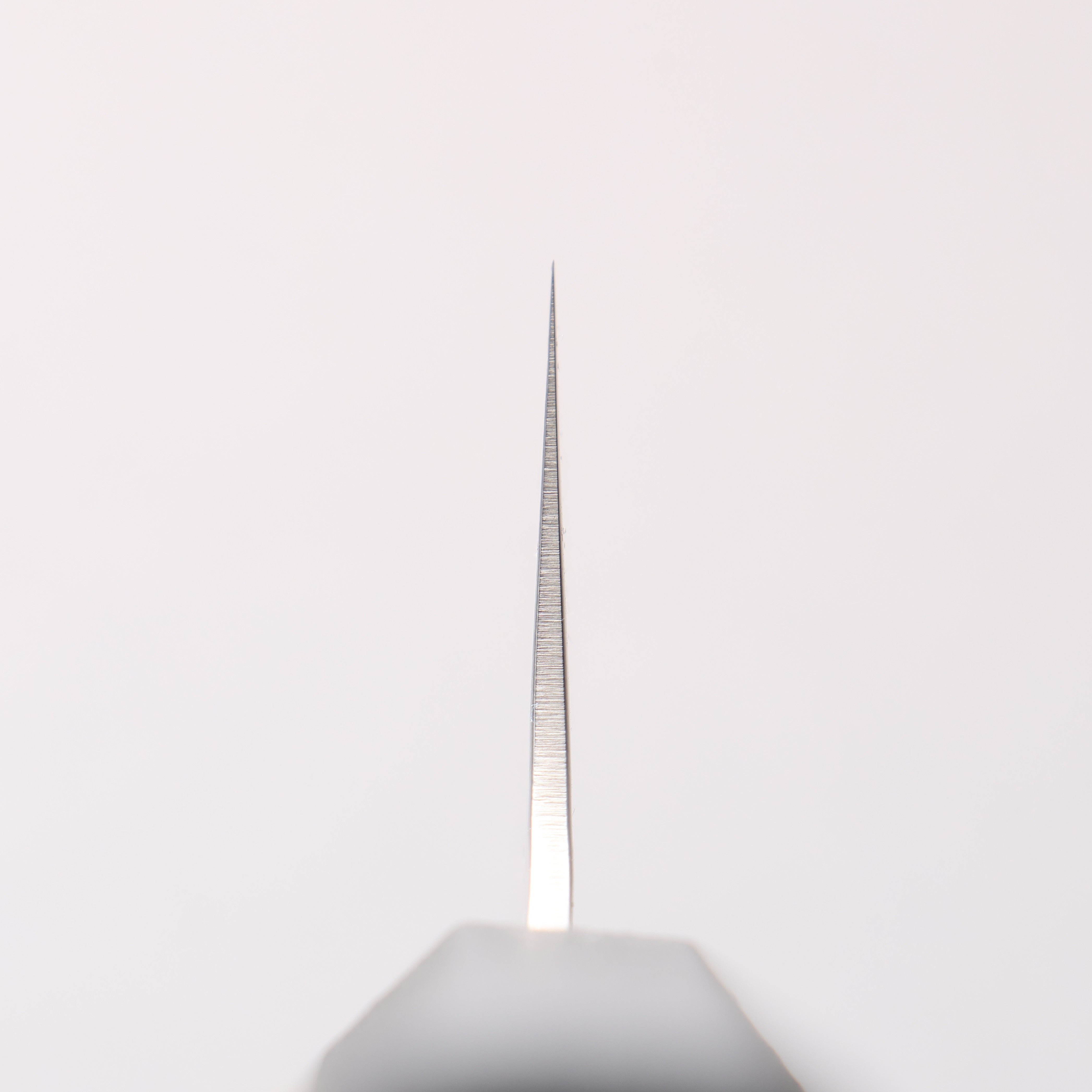 堺 孝行 なないろ VG10 33層 剣型牛刀包丁 190mm ABS樹脂(乾漆墨黒)柄 - 清助刃物