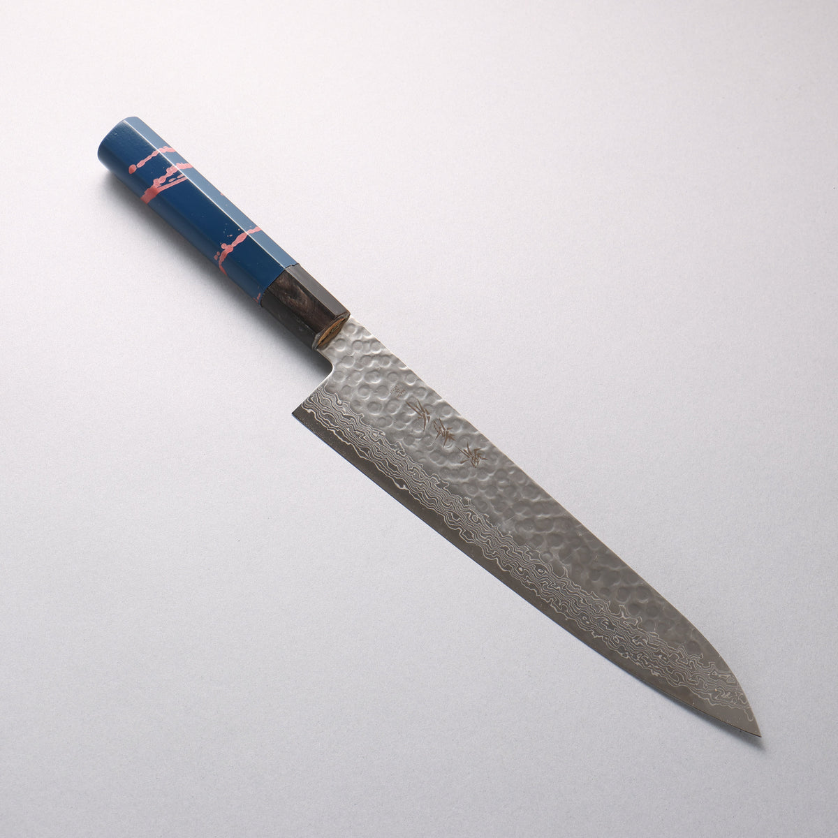 堺 孝行 V金10号 33層ダマスカス 牛刀包丁 240mm 青漆塗り柄 鞘付き - 清助刃物