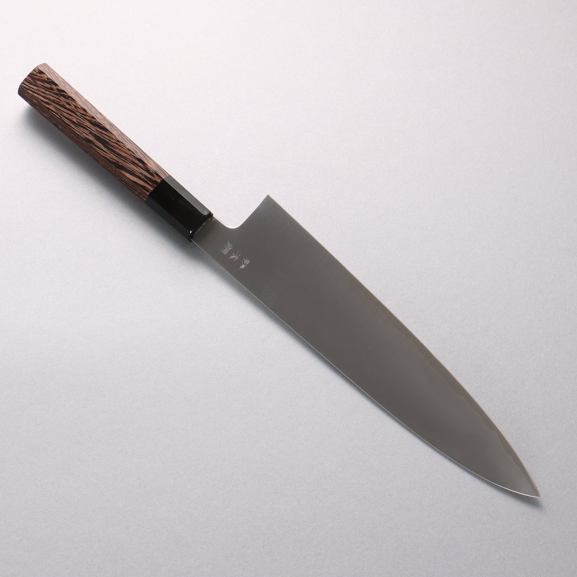 佑成 SG2 牛刀包丁 240mm ウエンジ (口輪：黒水牛角) 柄