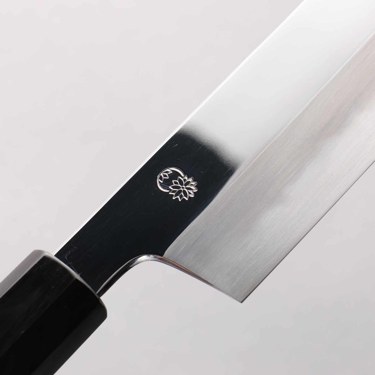重陽 白鋼 鏡面仕上げ 切付牛刀包丁 270mm 黒檀　(口輪：黒水牛)柄