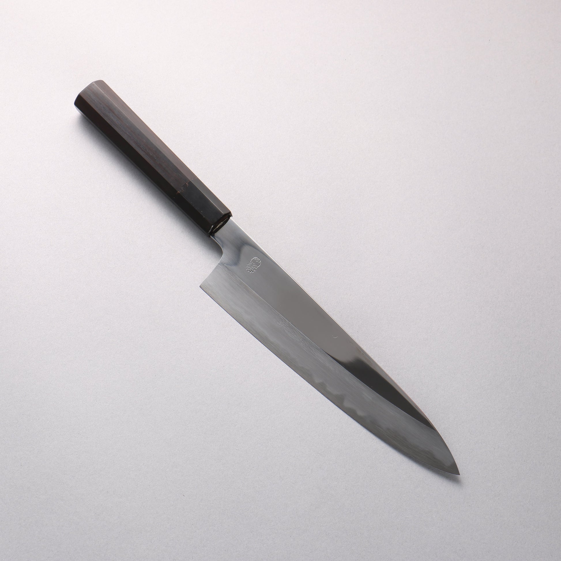 重陽 青一鋼 鏡面仕上げ 牛刀包丁 210mm 黒檀　(口輪：黒水牛)柄
